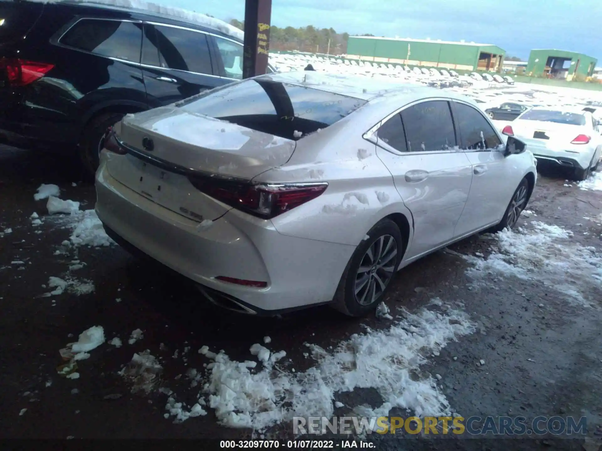 4 Фотография поврежденного автомобиля 58ACZ1B10LU068265 LEXUS ES 2020