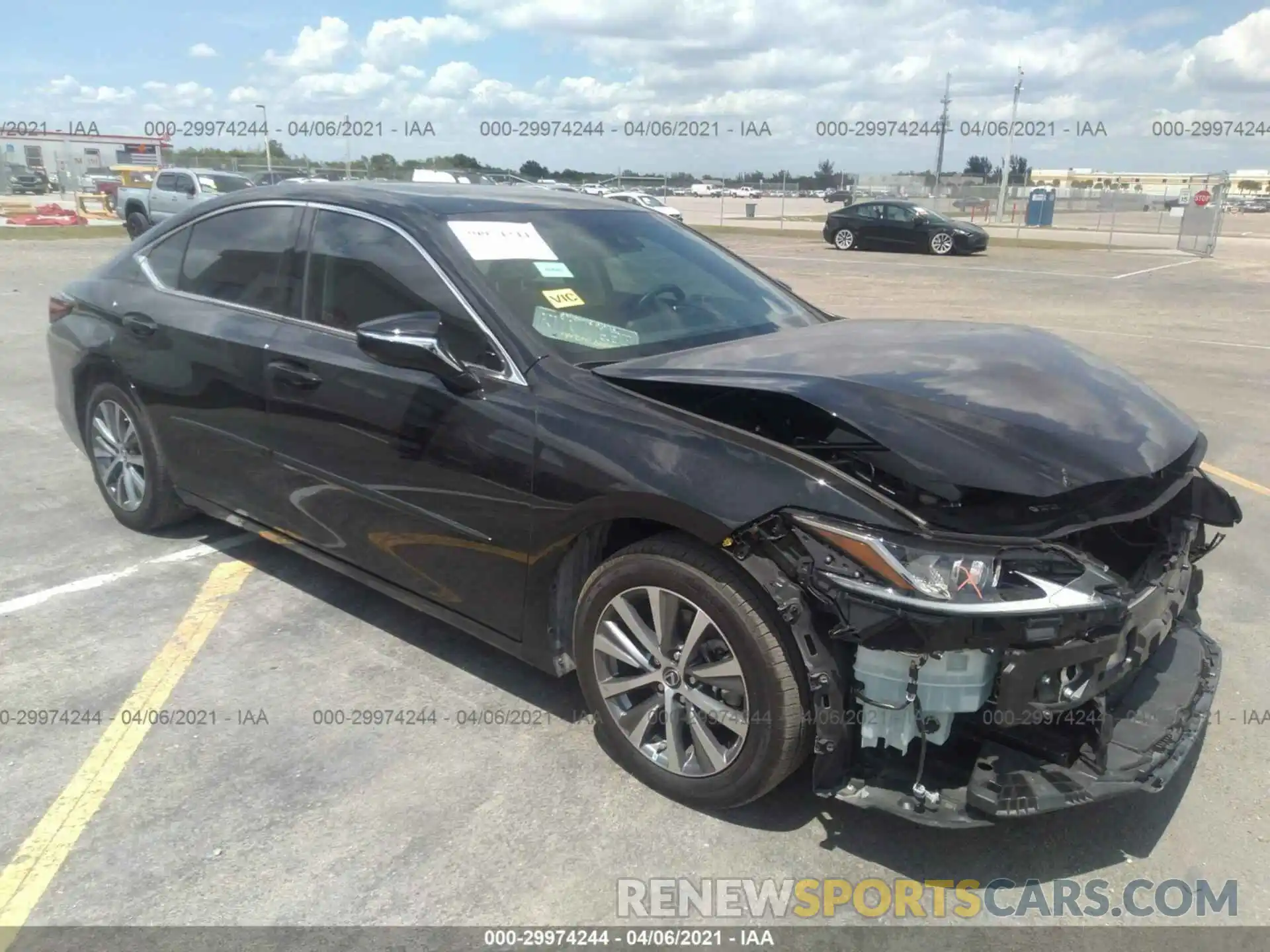 1 Photograph of a damaged car 58ACZ1B11LU074673 LEXUS ES 2020