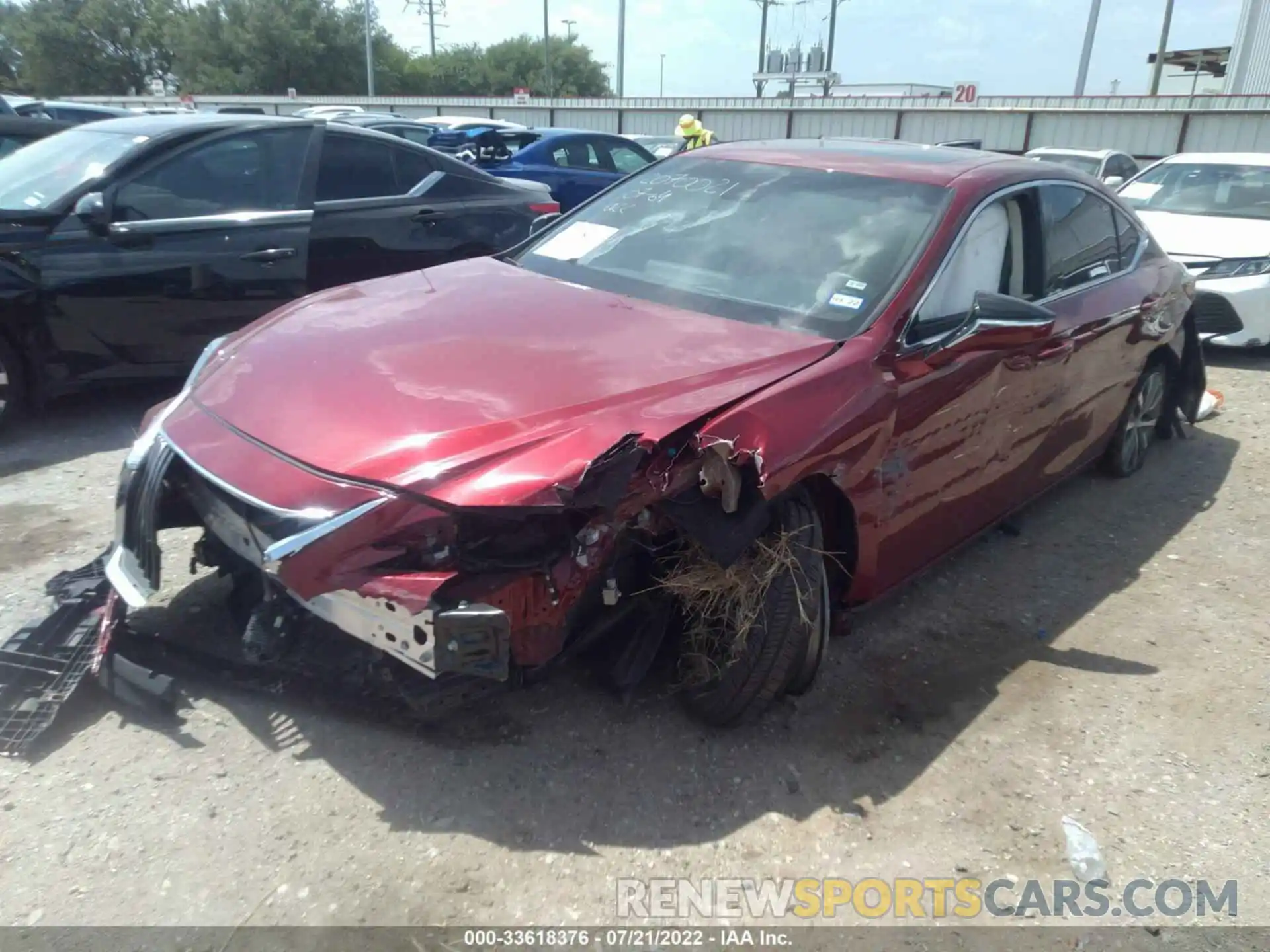 2 Photograph of a damaged car 58ACZ1B19LU071858 LEXUS ES 2020