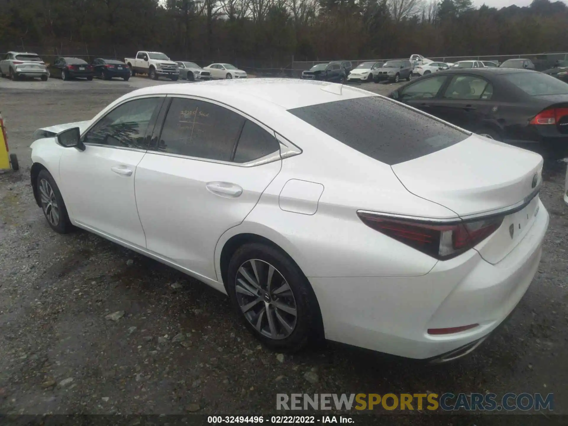 3 Photograph of a damaged car 58ACZ1B1XLU065681 LEXUS ES 2020