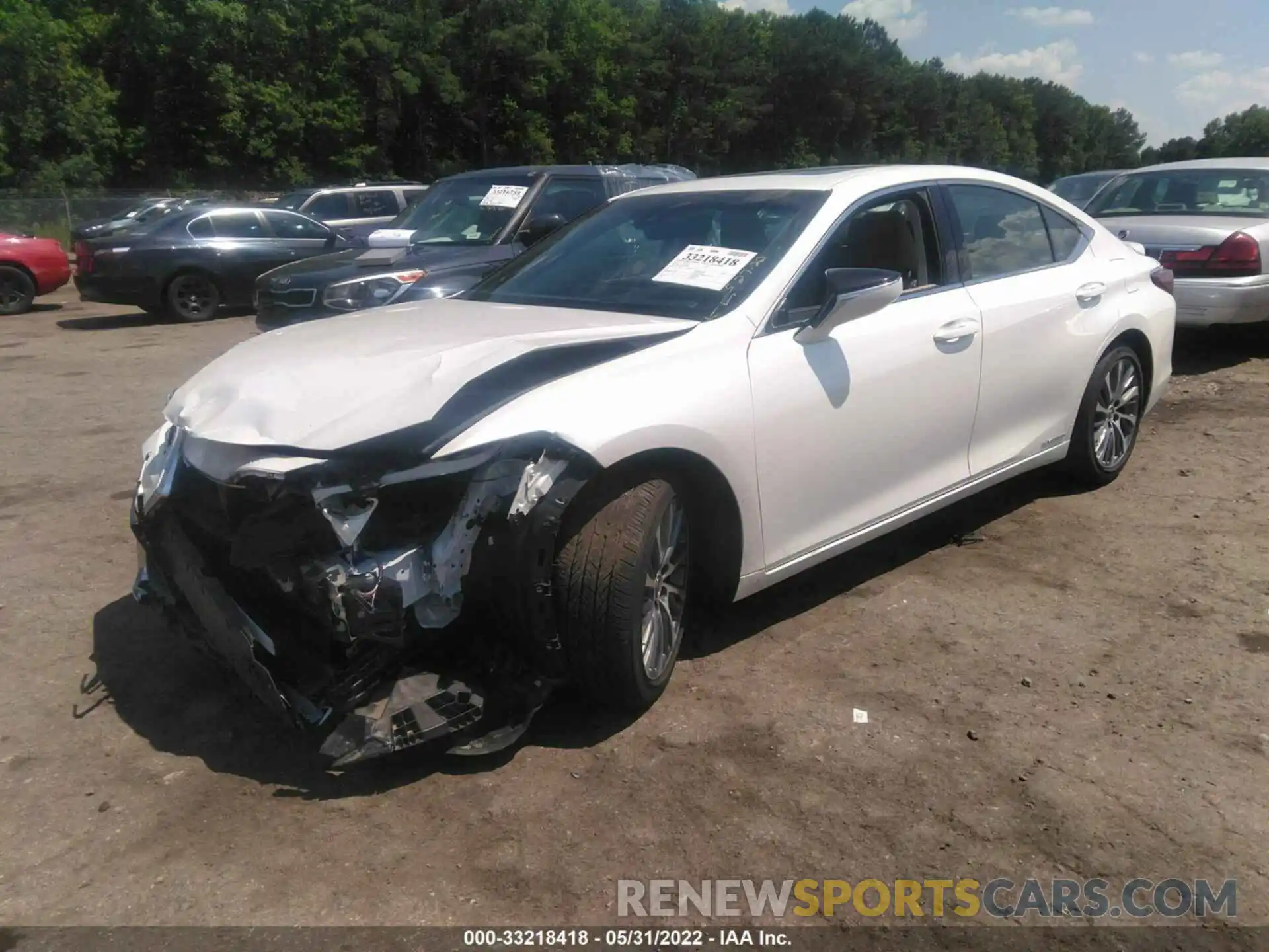 2 Photograph of a damaged car 58AD21B11LU005054 LEXUS ES 2020