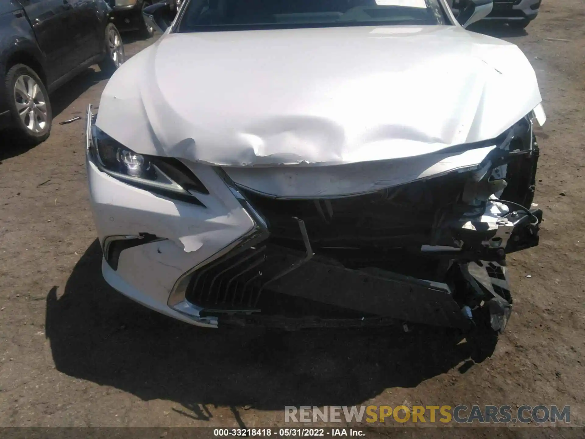 6 Photograph of a damaged car 58AD21B11LU005054 LEXUS ES 2020