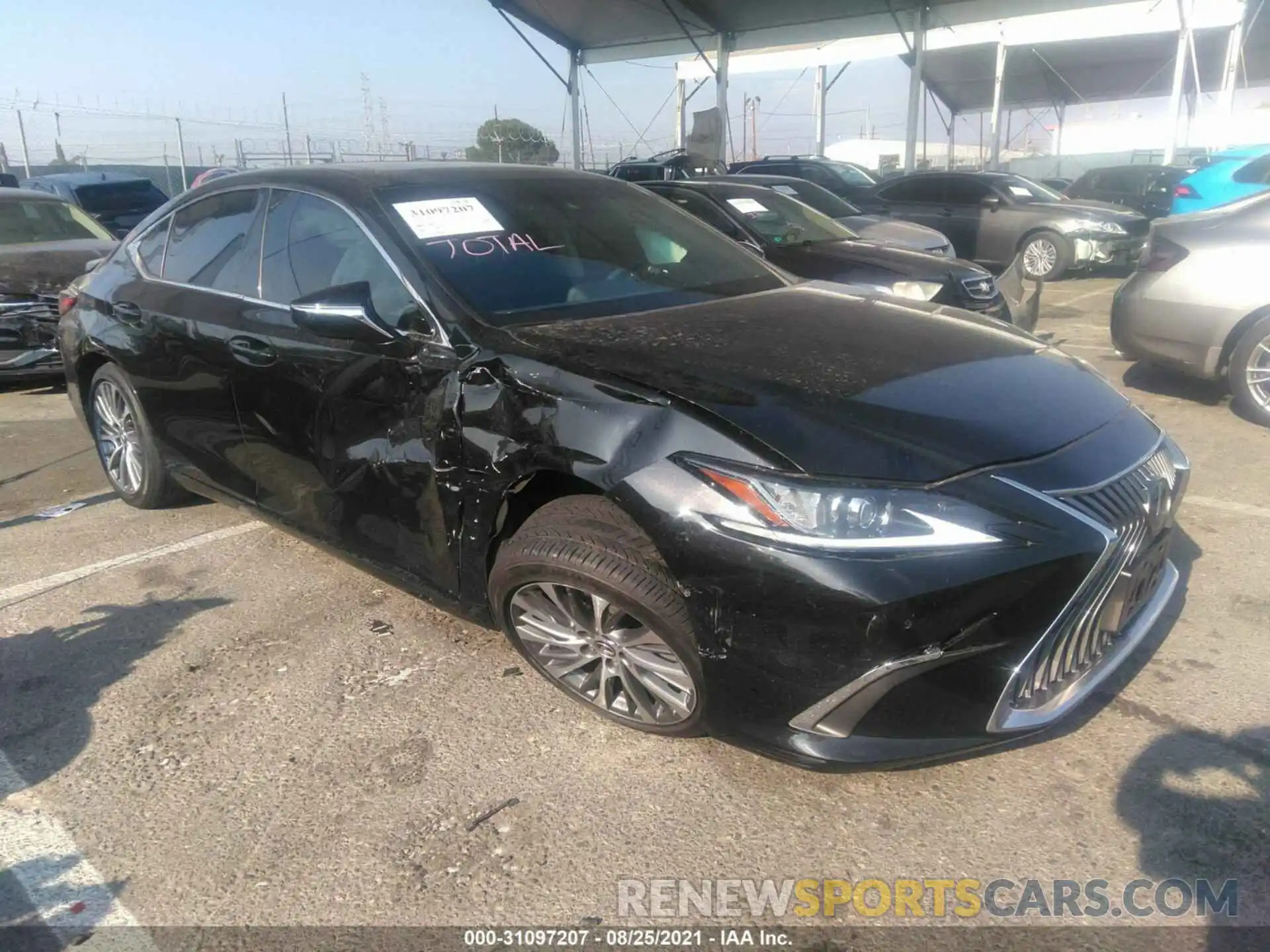 1 Photograph of a damaged car 58AD21B13LU009042 LEXUS ES 2020