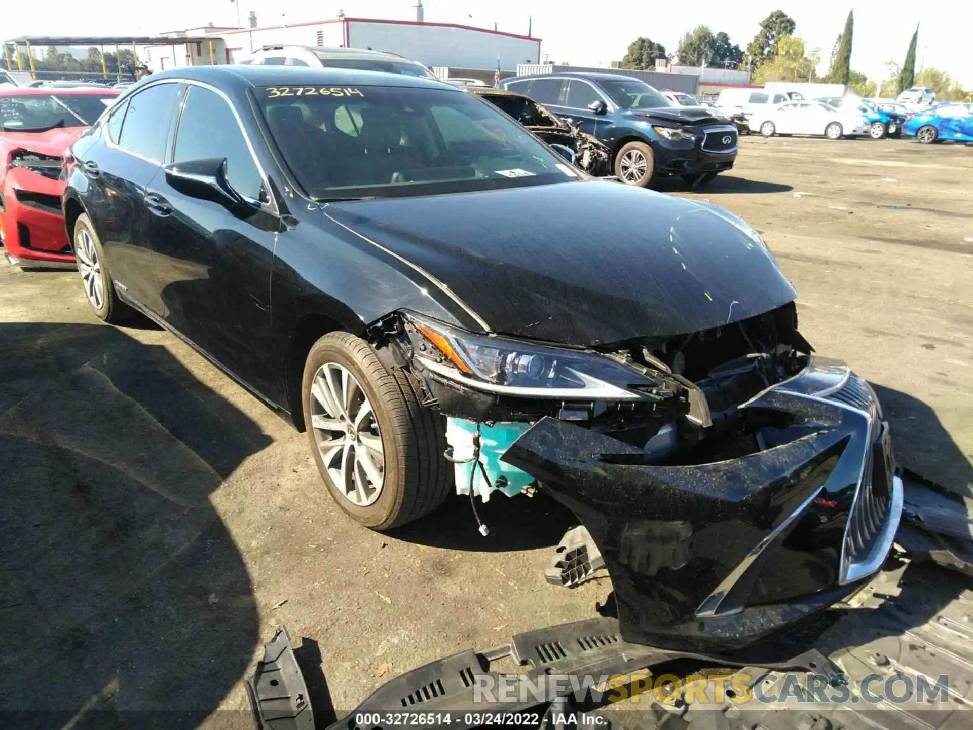 1 Photograph of a damaged car 58AD21B15LU004473 LEXUS ES 2020