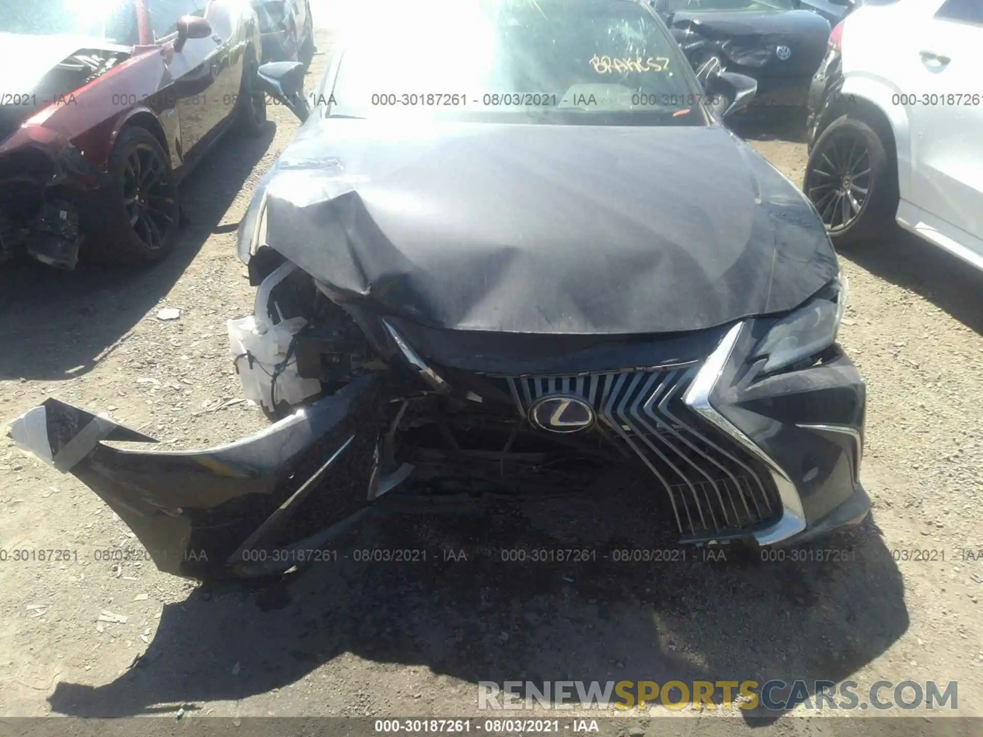 6 Photograph of a damaged car 58AD21B15LU011021 LEXUS ES 2020