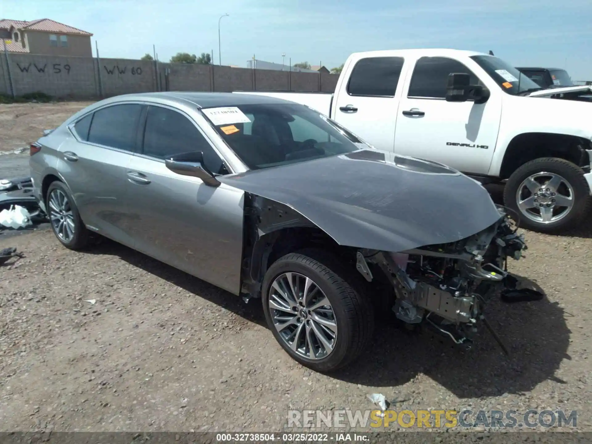 1 Photograph of a damaged car 58AD21B15LU011908 LEXUS ES 2020