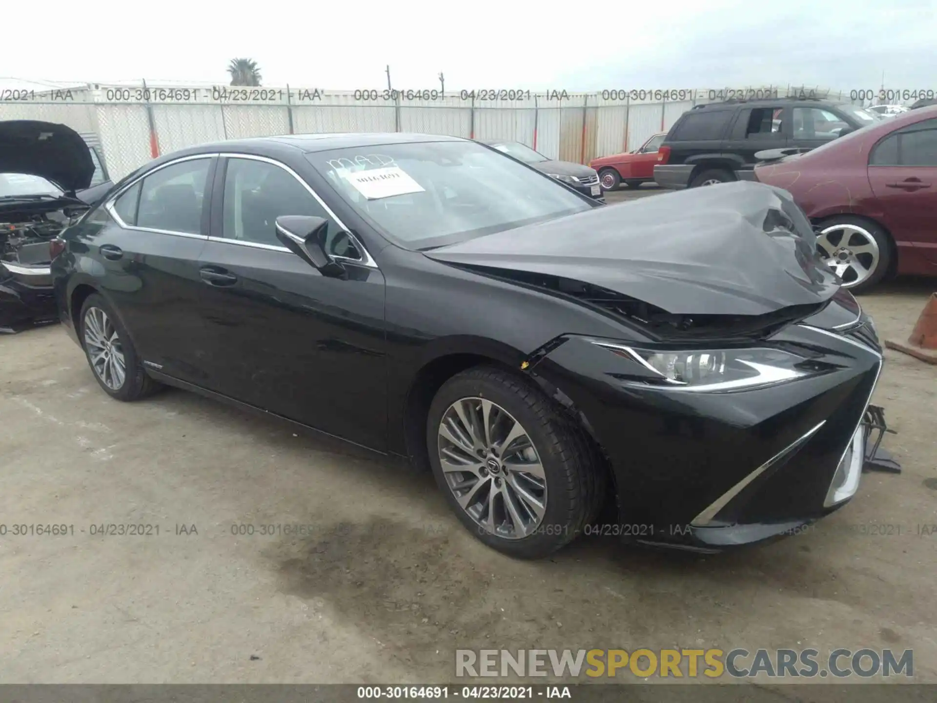 1 Photograph of a damaged car 58AD21B15LU012606 LEXUS ES 2020