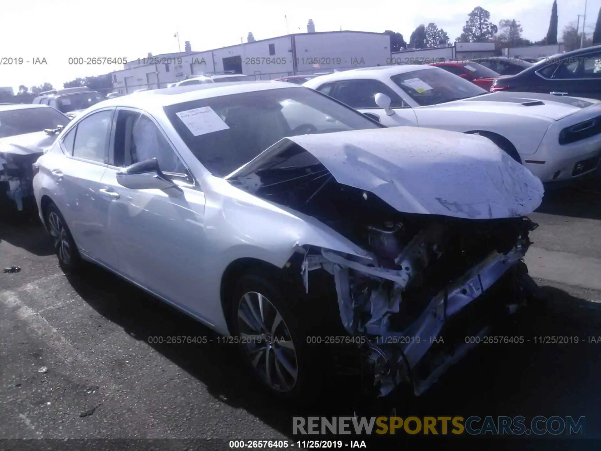 1 Photograph of a damaged car 58AD21B16LU005440 LEXUS ES 2020