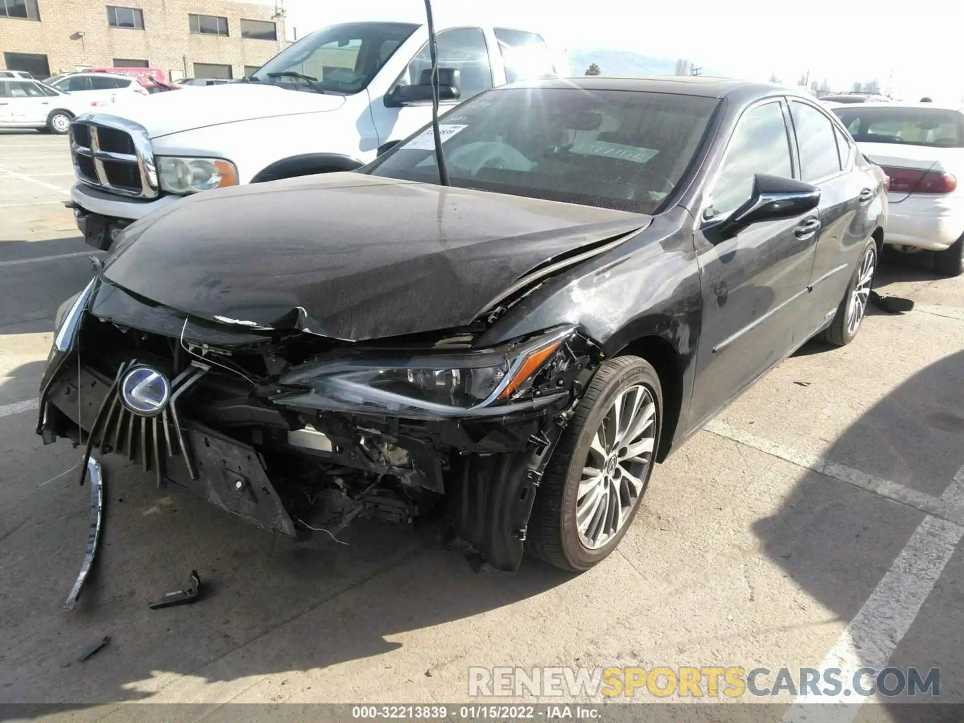 2 Photograph of a damaged car 58AD21B19LU006498 LEXUS ES 2020