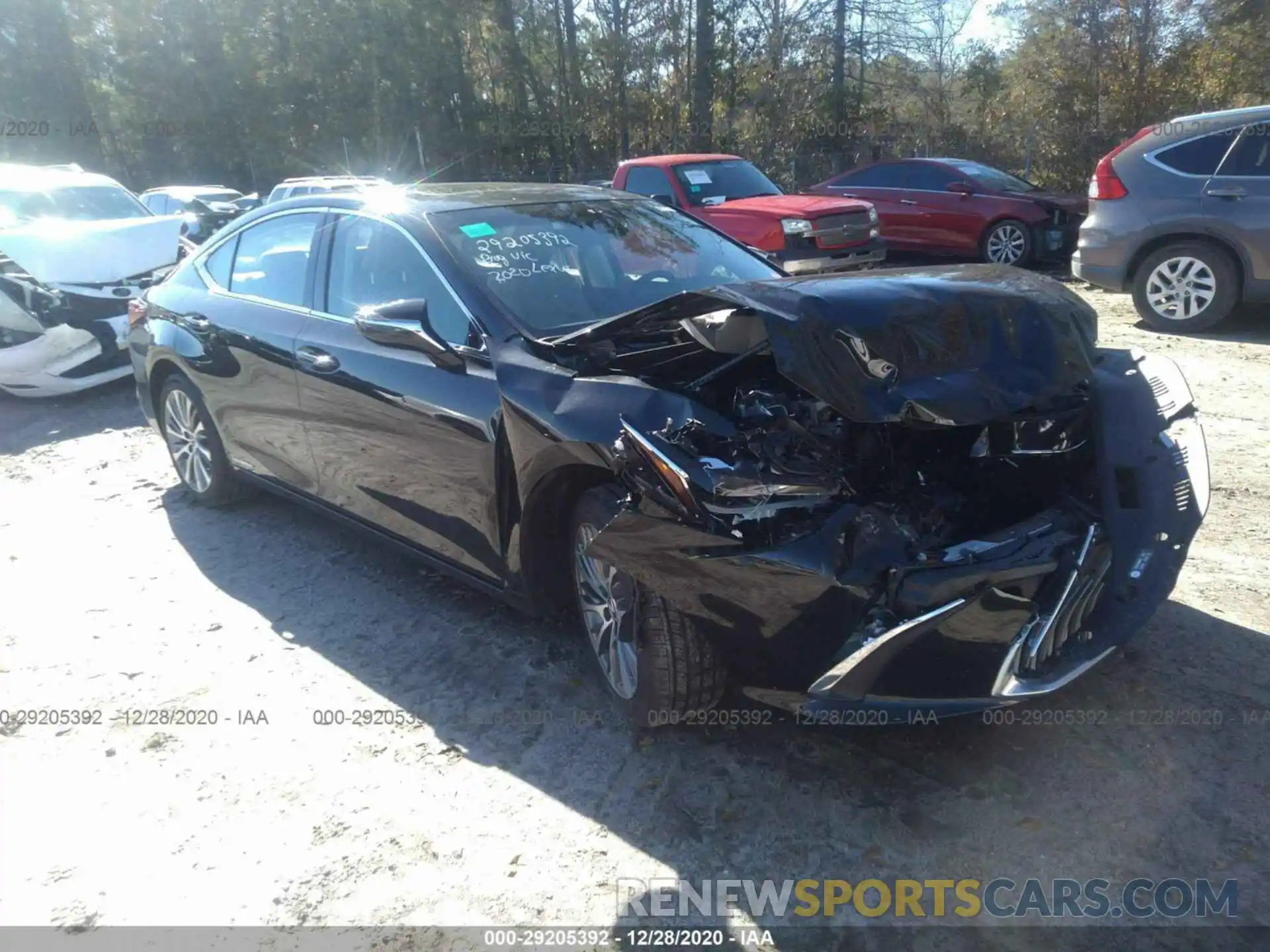 1 Photograph of a damaged car 58AD21B19LU010177 LEXUS ES 2020