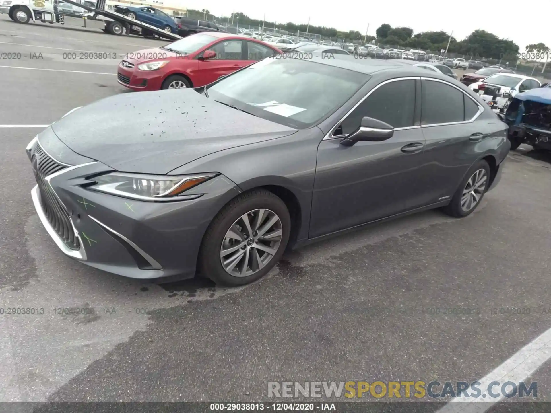 2 Photograph of a damaged car 58AD21B19LU010468 LEXUS ES 2020