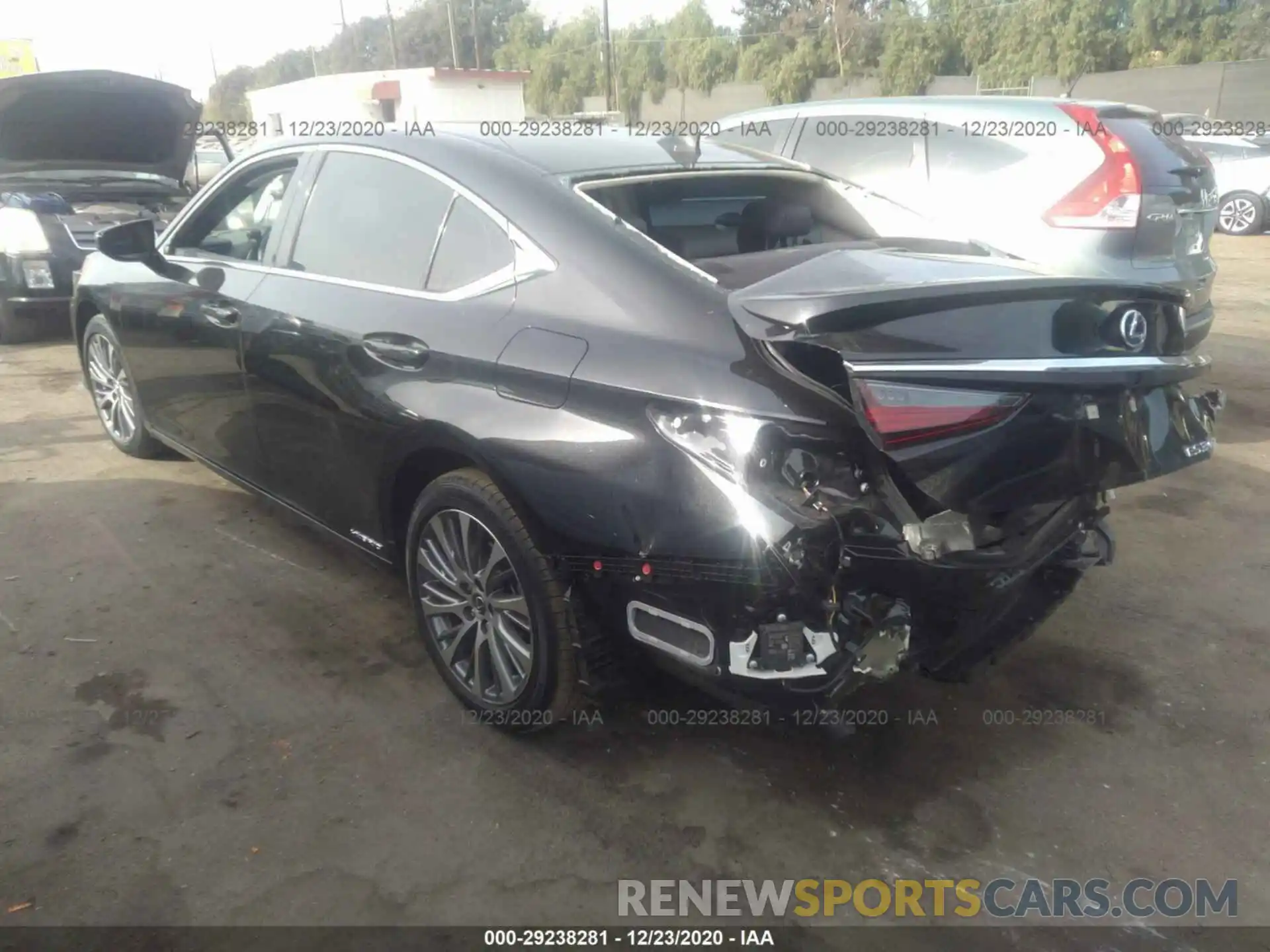 3 Фотография поврежденного автомобиля 58AD21B19LU012012 LEXUS ES 2020