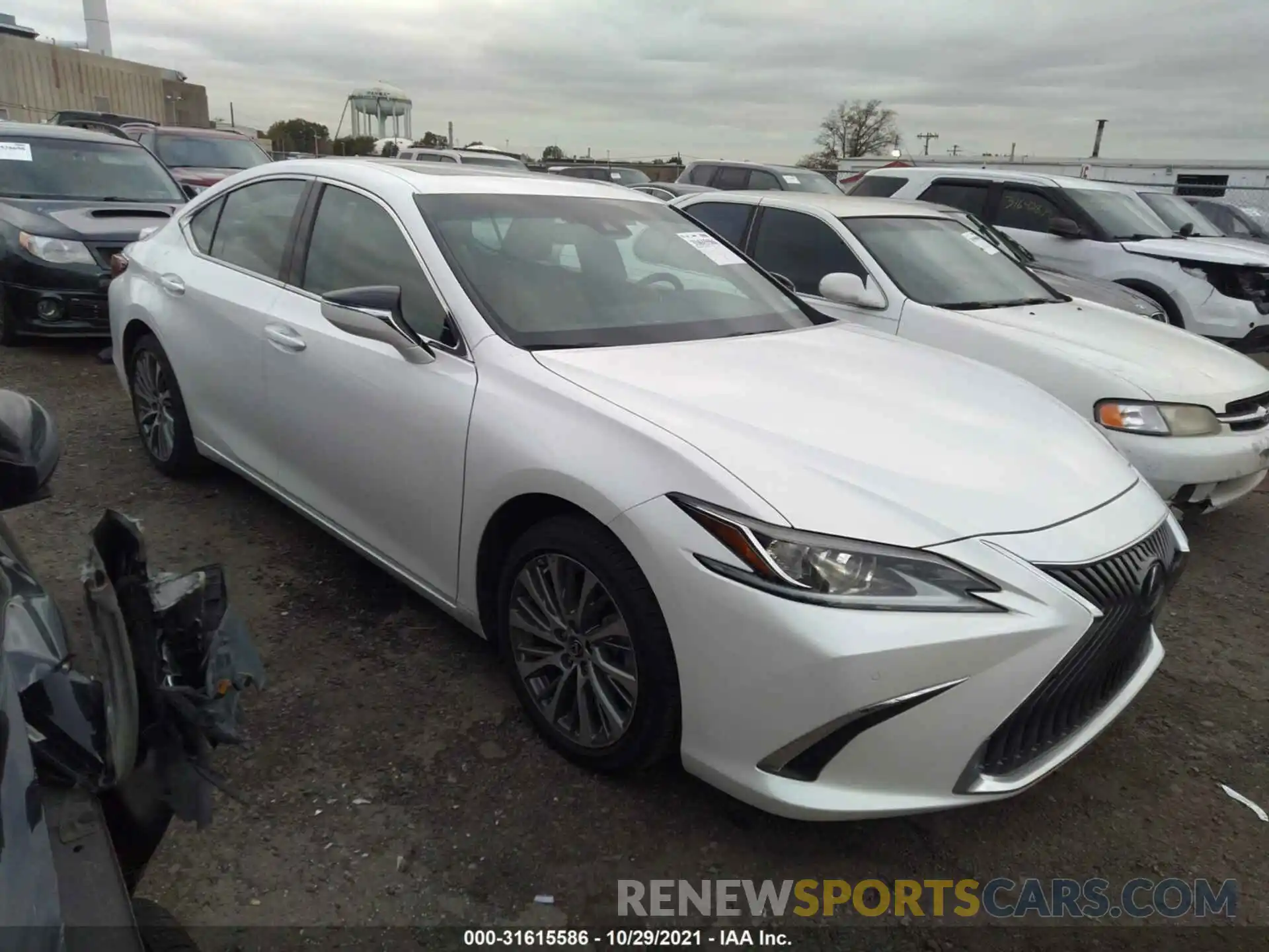 1 Photograph of a damaged car 58ADZ1B11LU070837 LEXUS ES 2020