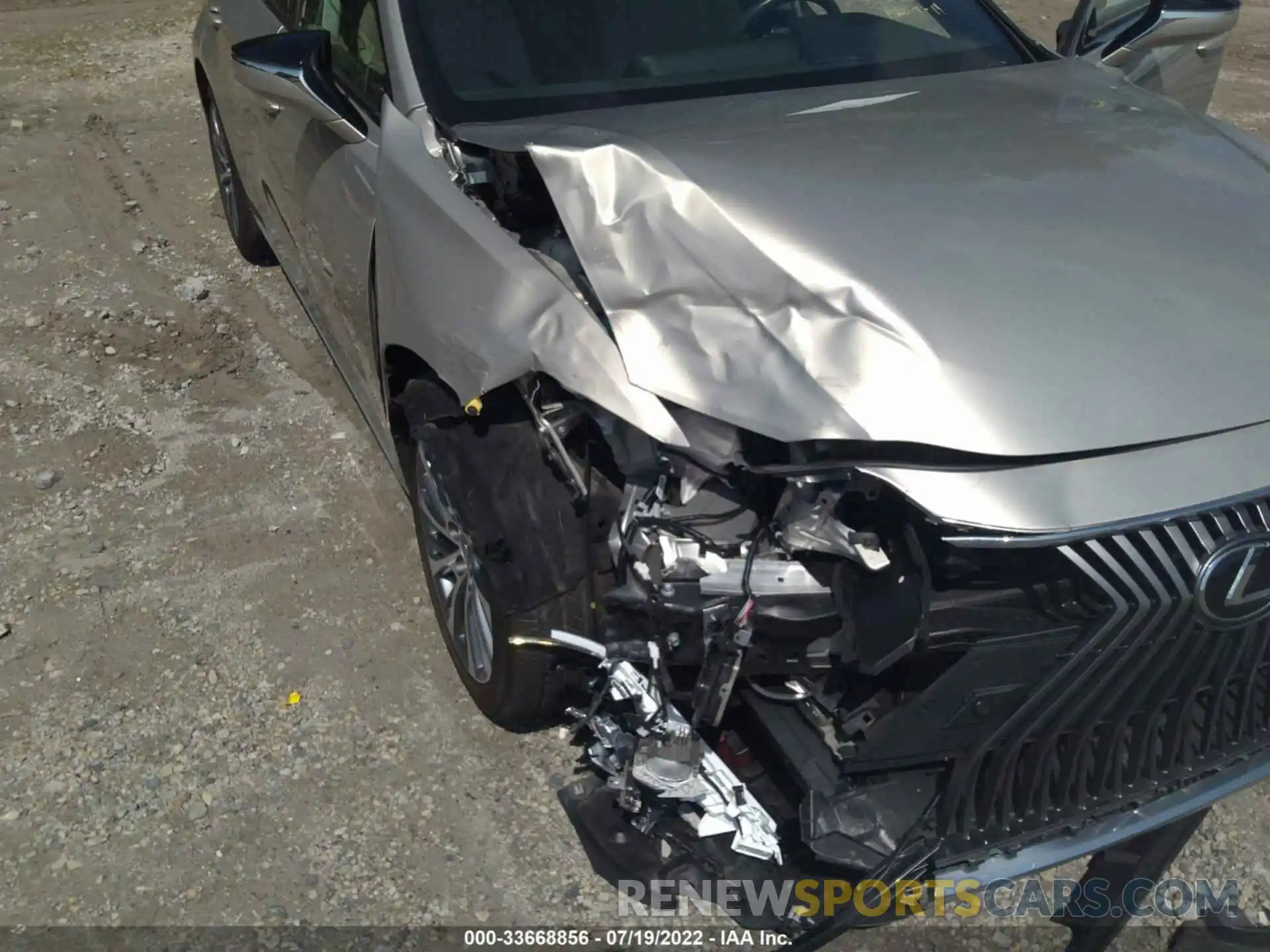 6 Photograph of a damaged car 58ADZ1B13LU055532 LEXUS ES 2020