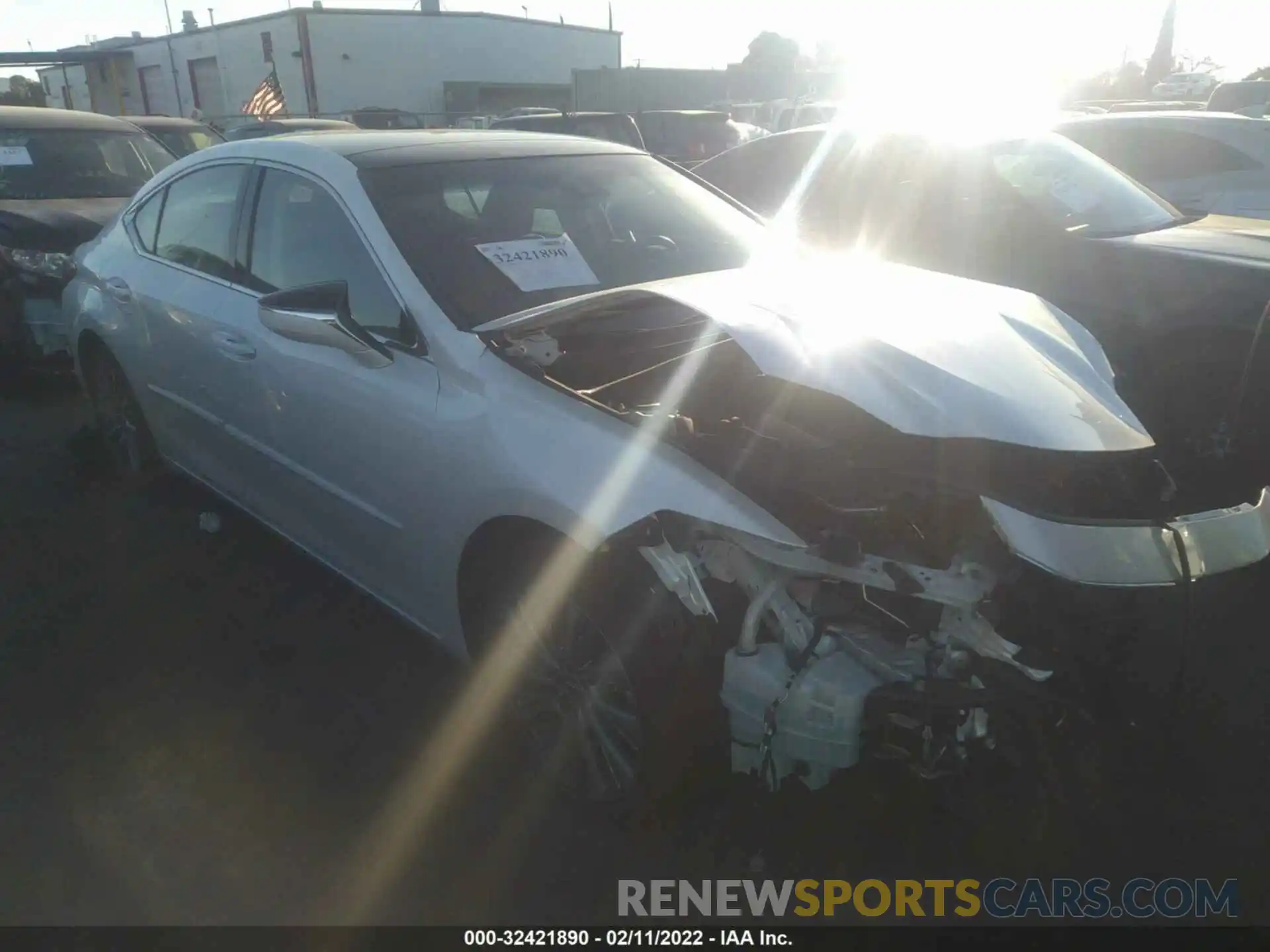 1 Photograph of a damaged car 58ADZ1B13LU061492 LEXUS ES 2020