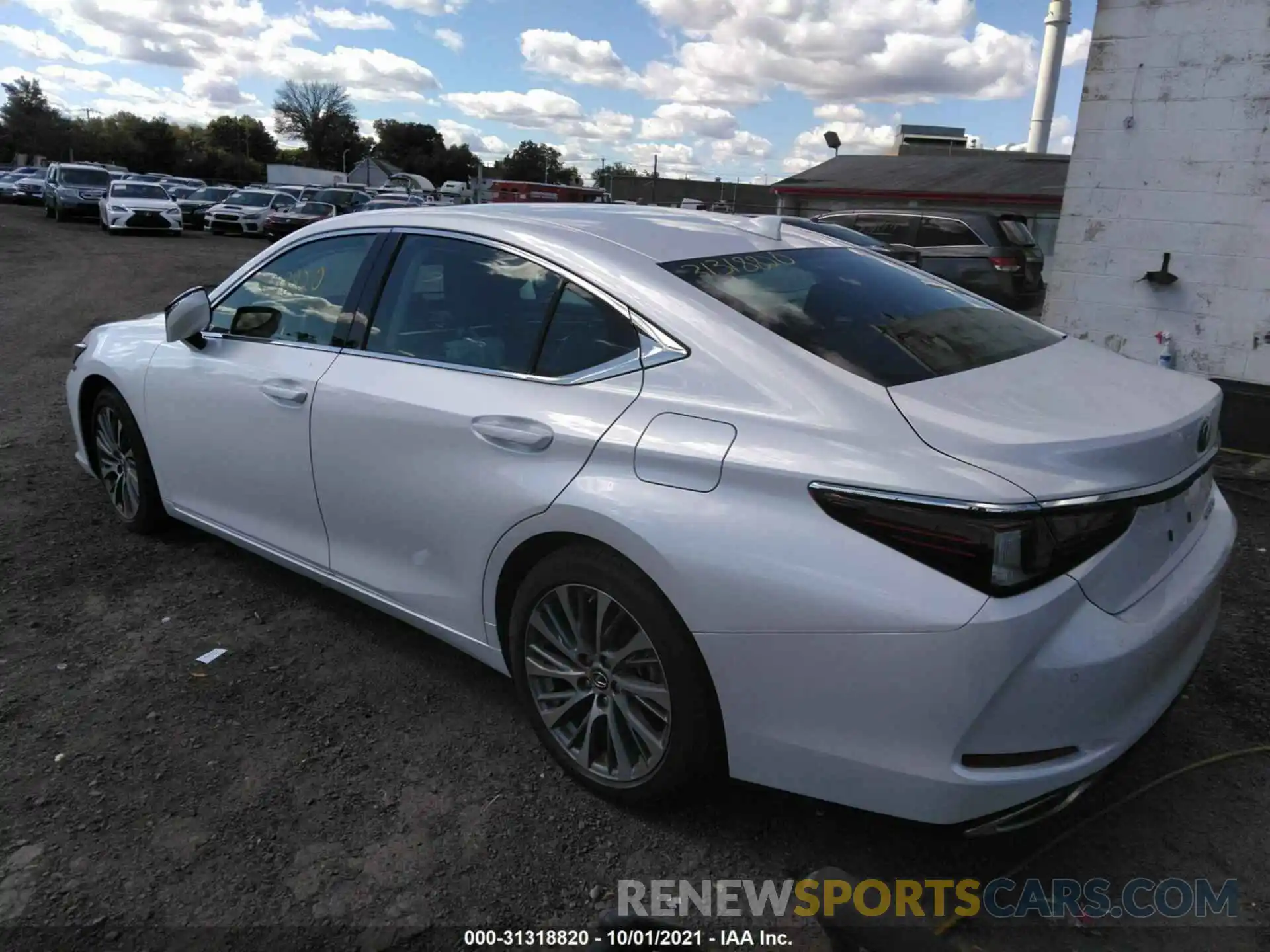 3 Photograph of a damaged car 58ADZ1B13LU076283 LEXUS ES 2020