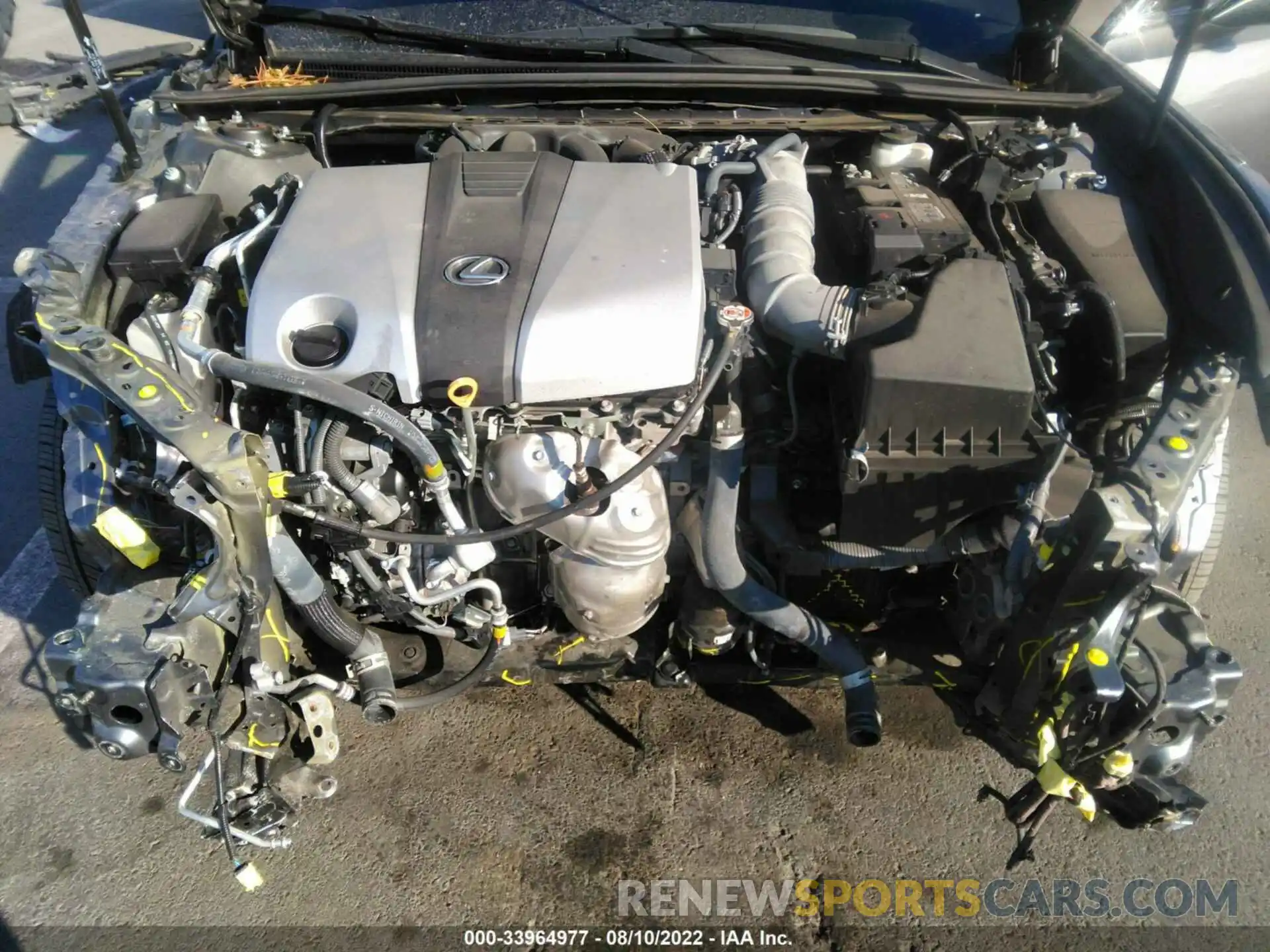 10 Photograph of a damaged car 58ADZ1B14LU051943 LEXUS ES 2020