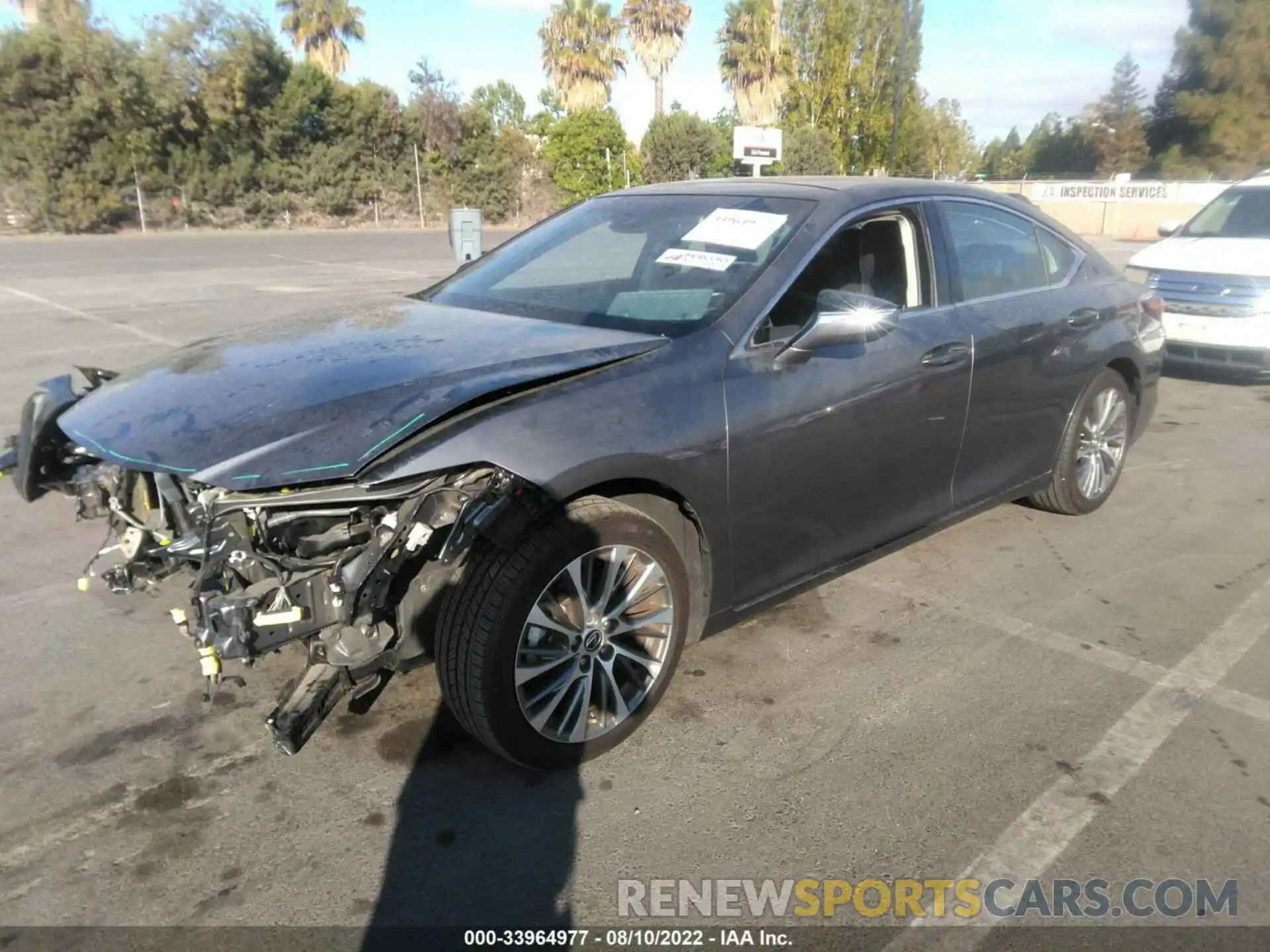 2 Photograph of a damaged car 58ADZ1B14LU051943 LEXUS ES 2020