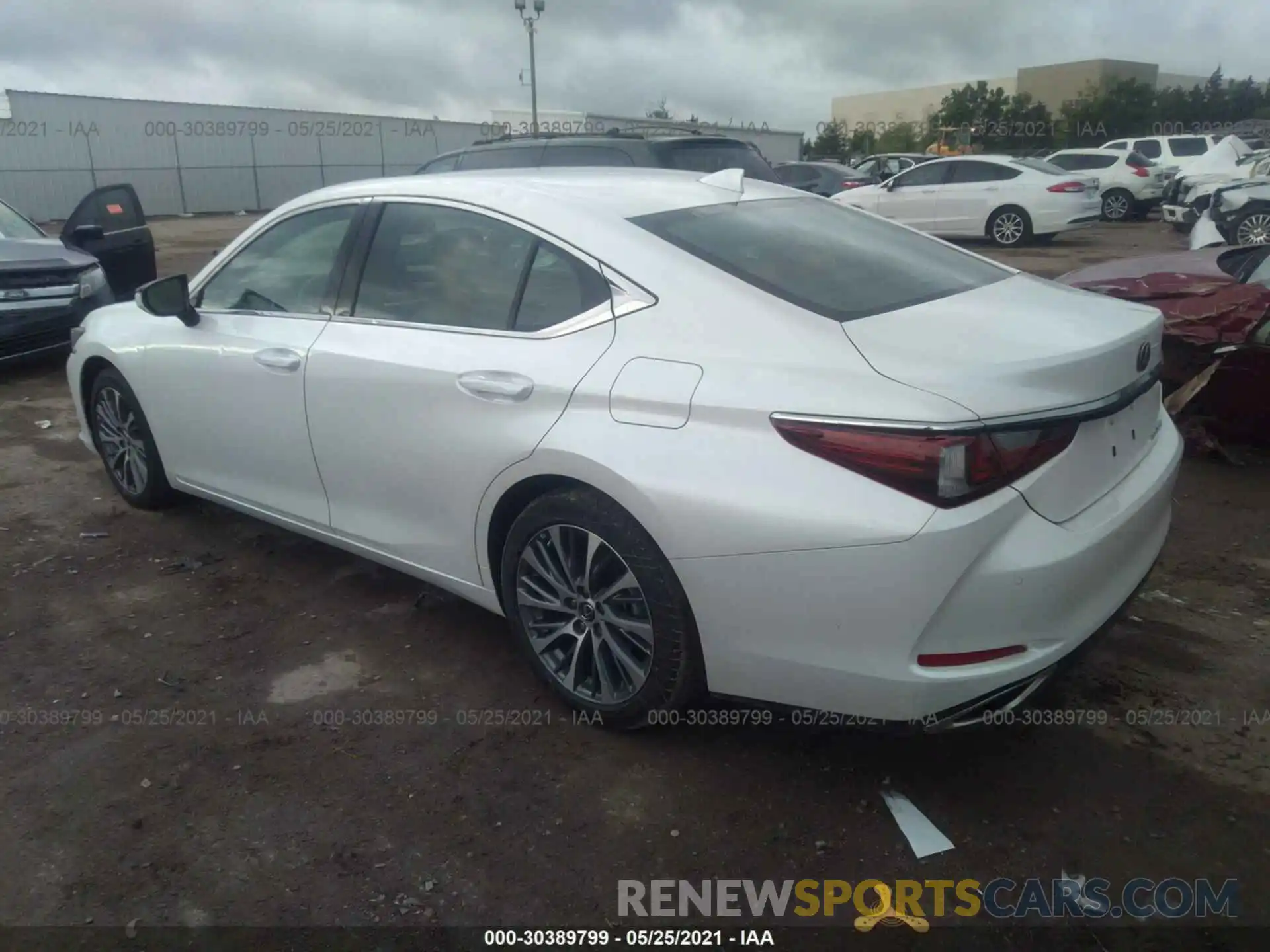 3 Фотография поврежденного автомобиля 58ADZ1B14LU079046 LEXUS ES 2020