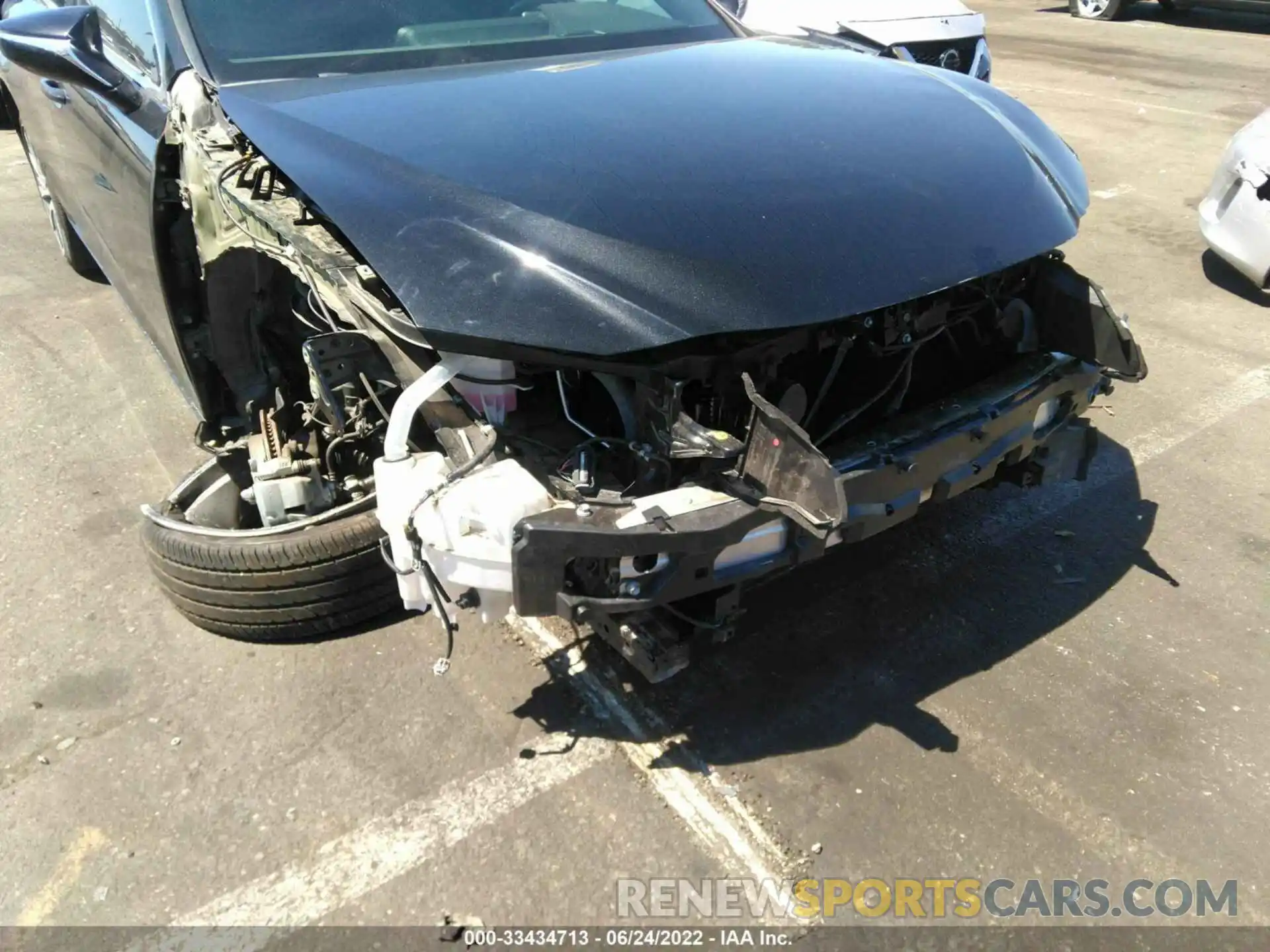 6 Photograph of a damaged car 58ADZ1B15LU063812 LEXUS ES 2020