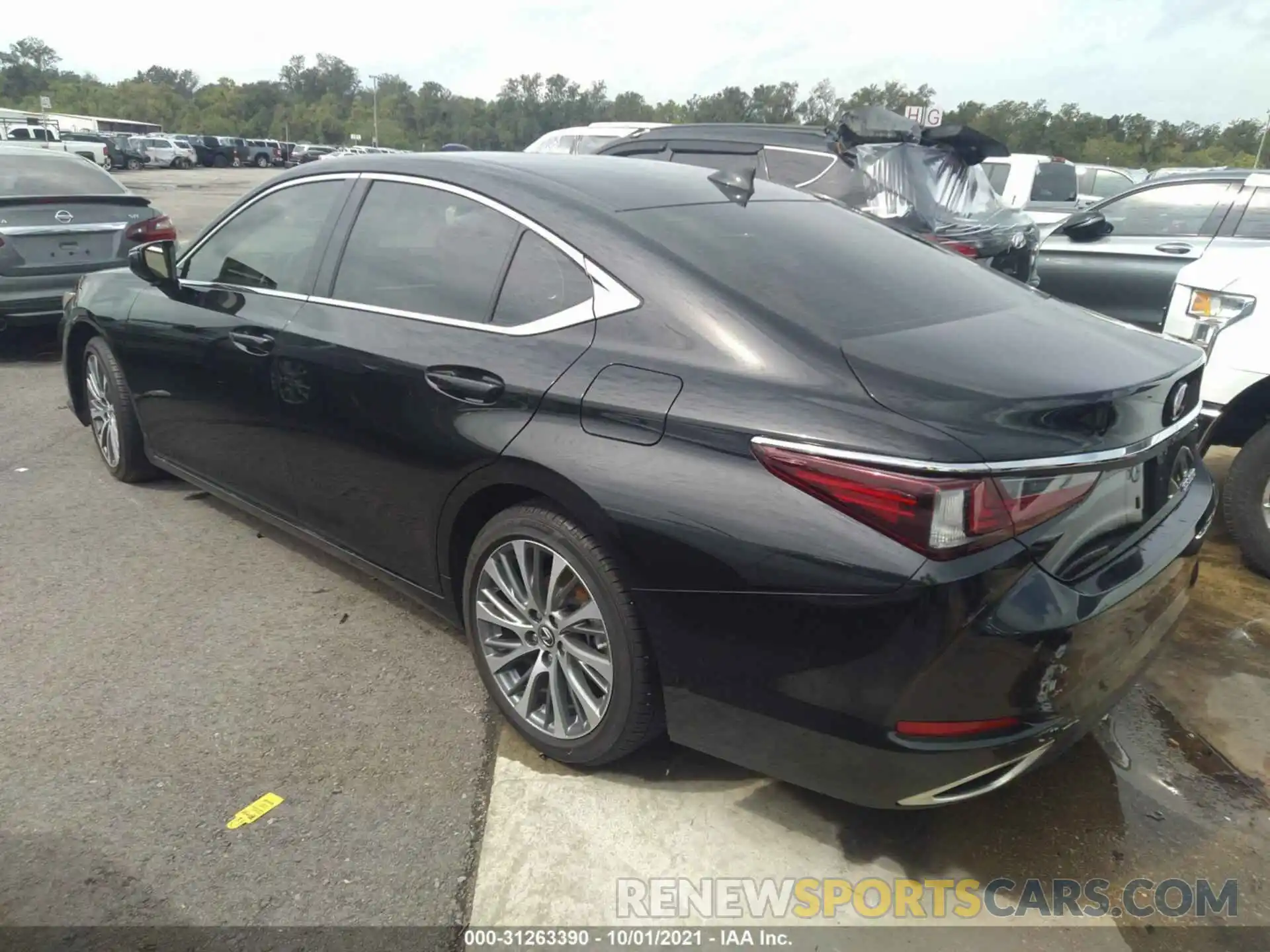 3 Photograph of a damaged car 58ADZ1B15LU082375 LEXUS ES 2020