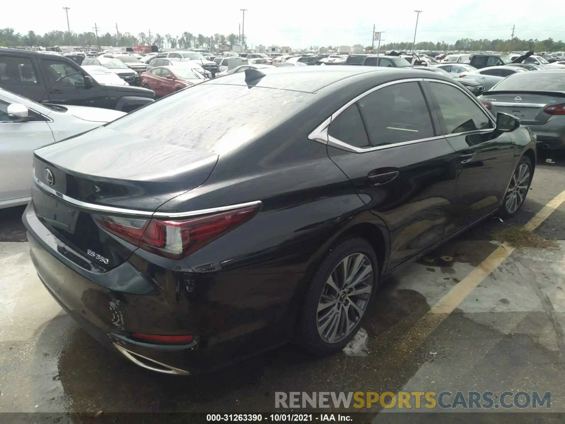 4 Photograph of a damaged car 58ADZ1B15LU082375 LEXUS ES 2020