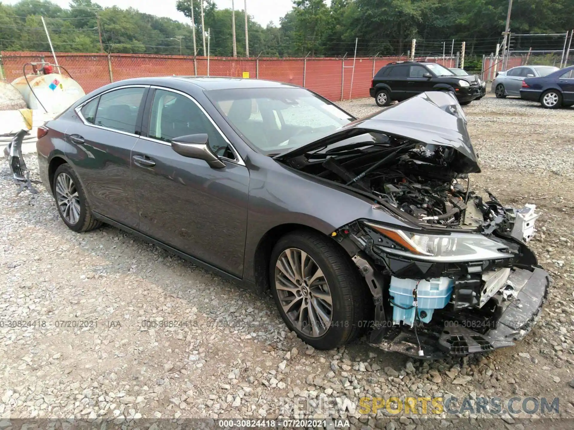 1 Photograph of a damaged car 58ADZ1B16LU057422 LEXUS ES 2020