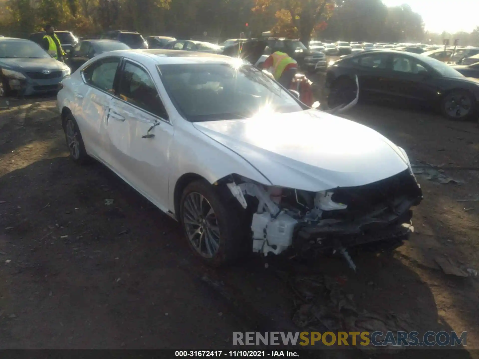 1 Photograph of a damaged car 58ADZ1B16LU064628 LEXUS ES 2020