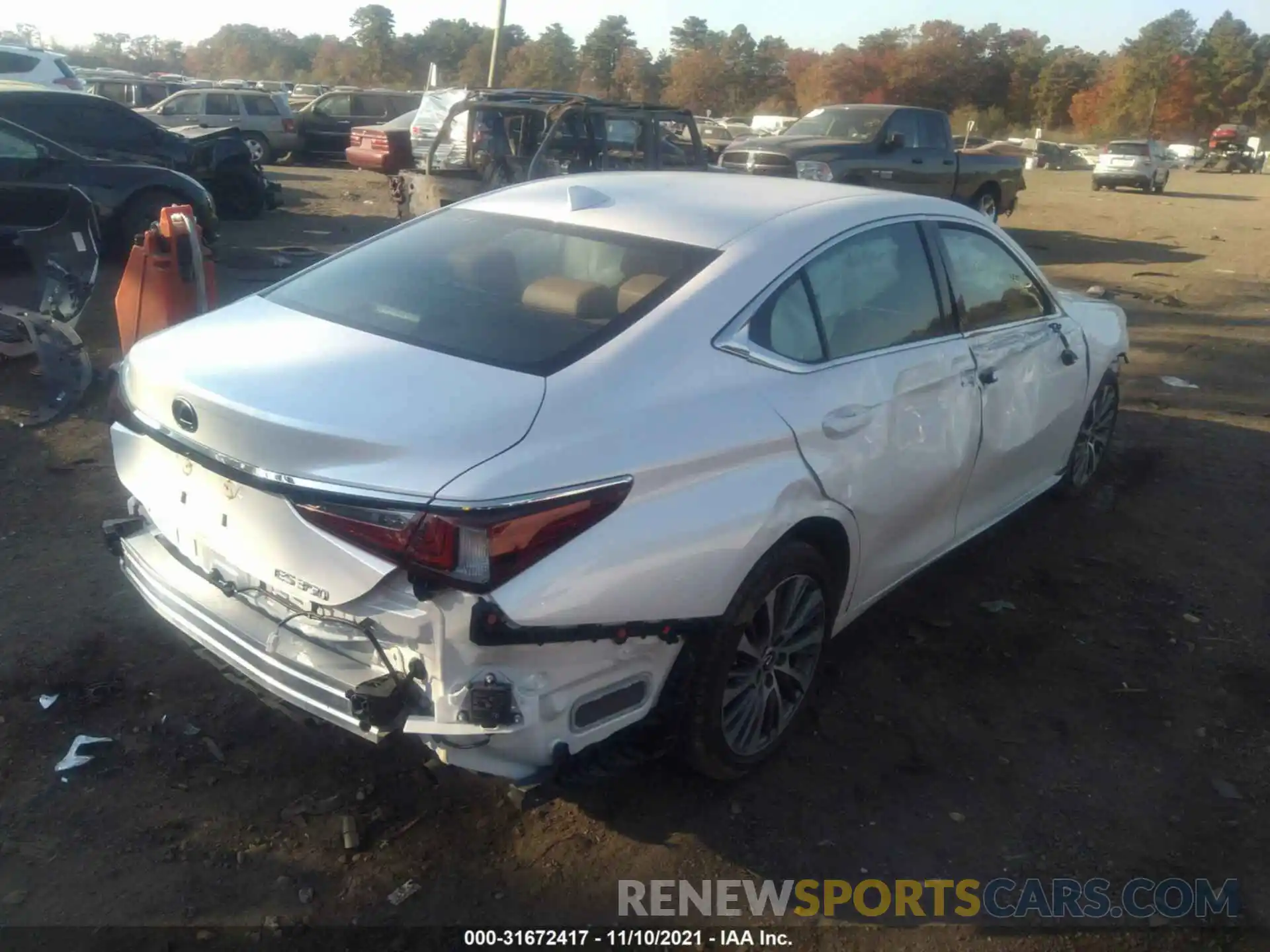 4 Photograph of a damaged car 58ADZ1B16LU064628 LEXUS ES 2020