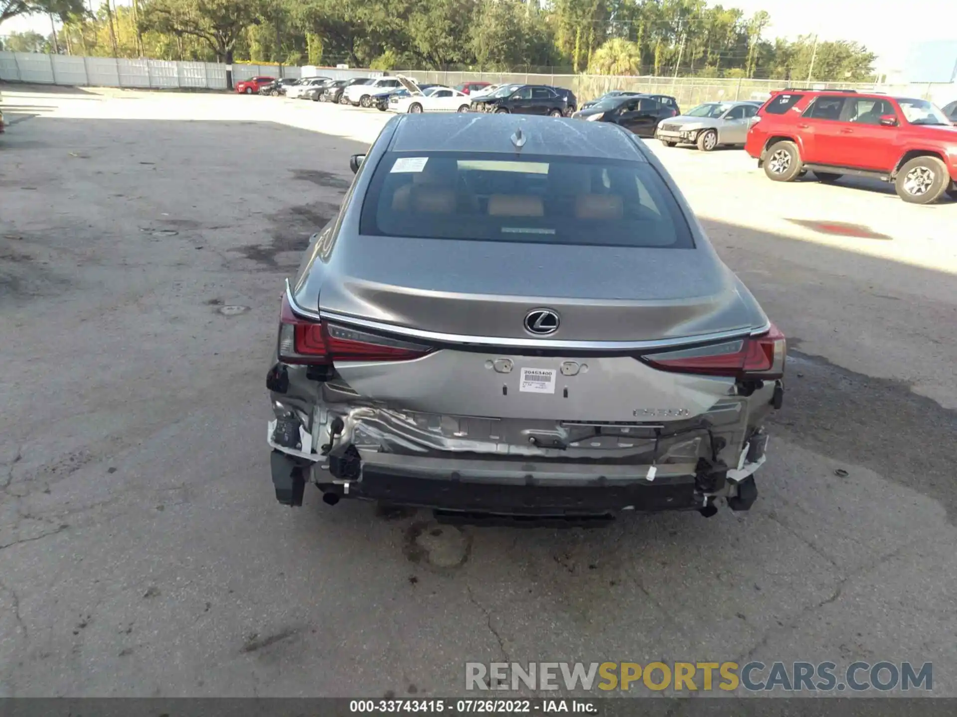 6 Photograph of a damaged car 58ADZ1B17LU077680 LEXUS ES 2020