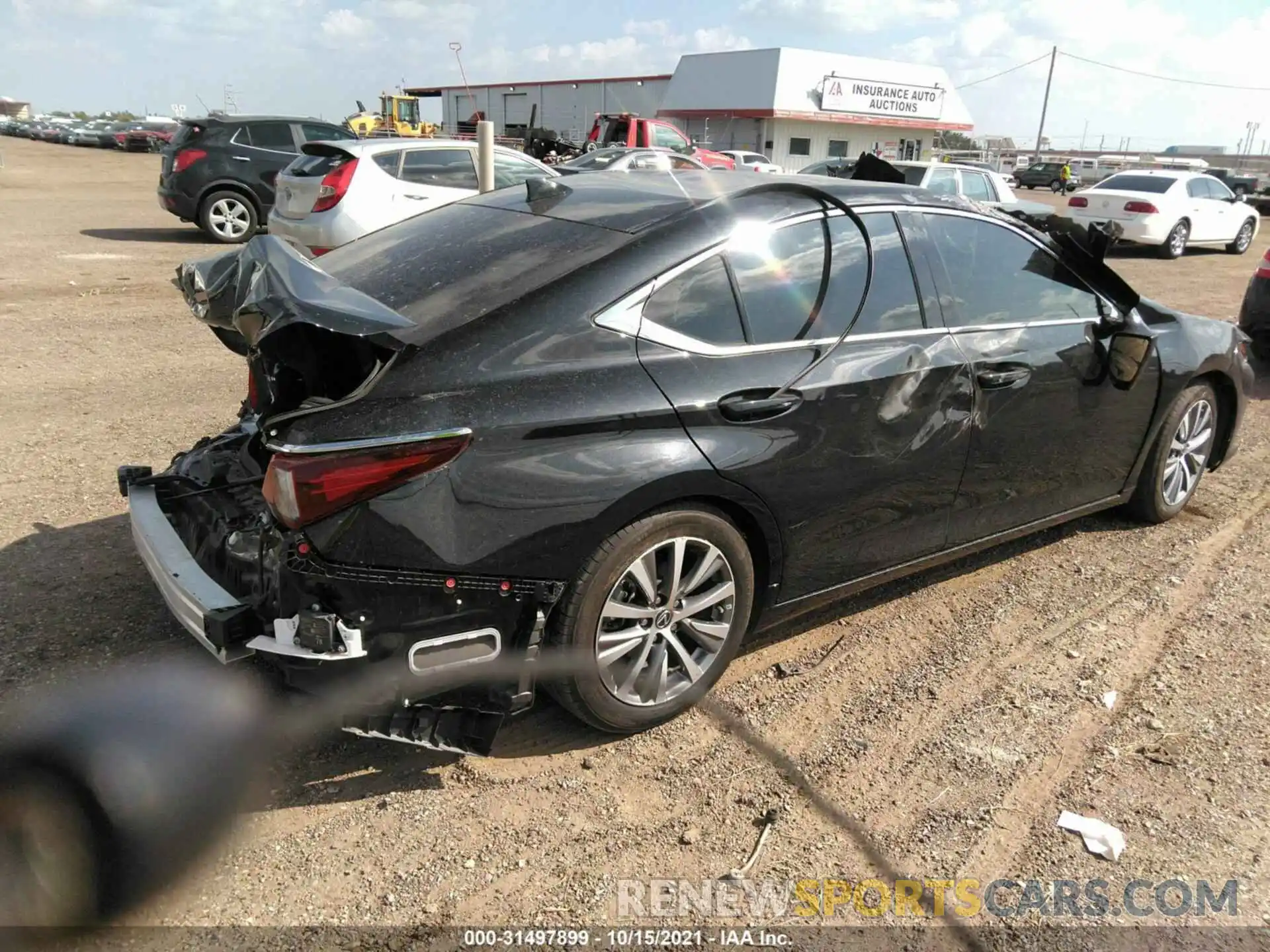 4 Photograph of a damaged car 58ADZ1B19LU071766 LEXUS ES 2020