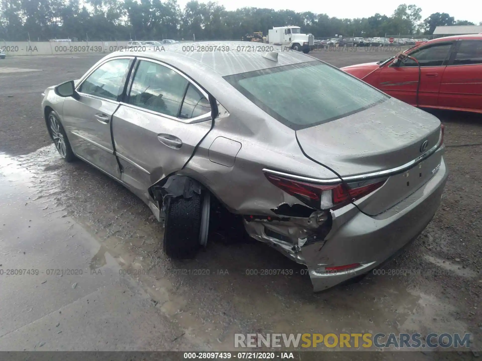 3 Photograph of a damaged car 58ADZ1B1XLU053289 LEXUS ES 2020