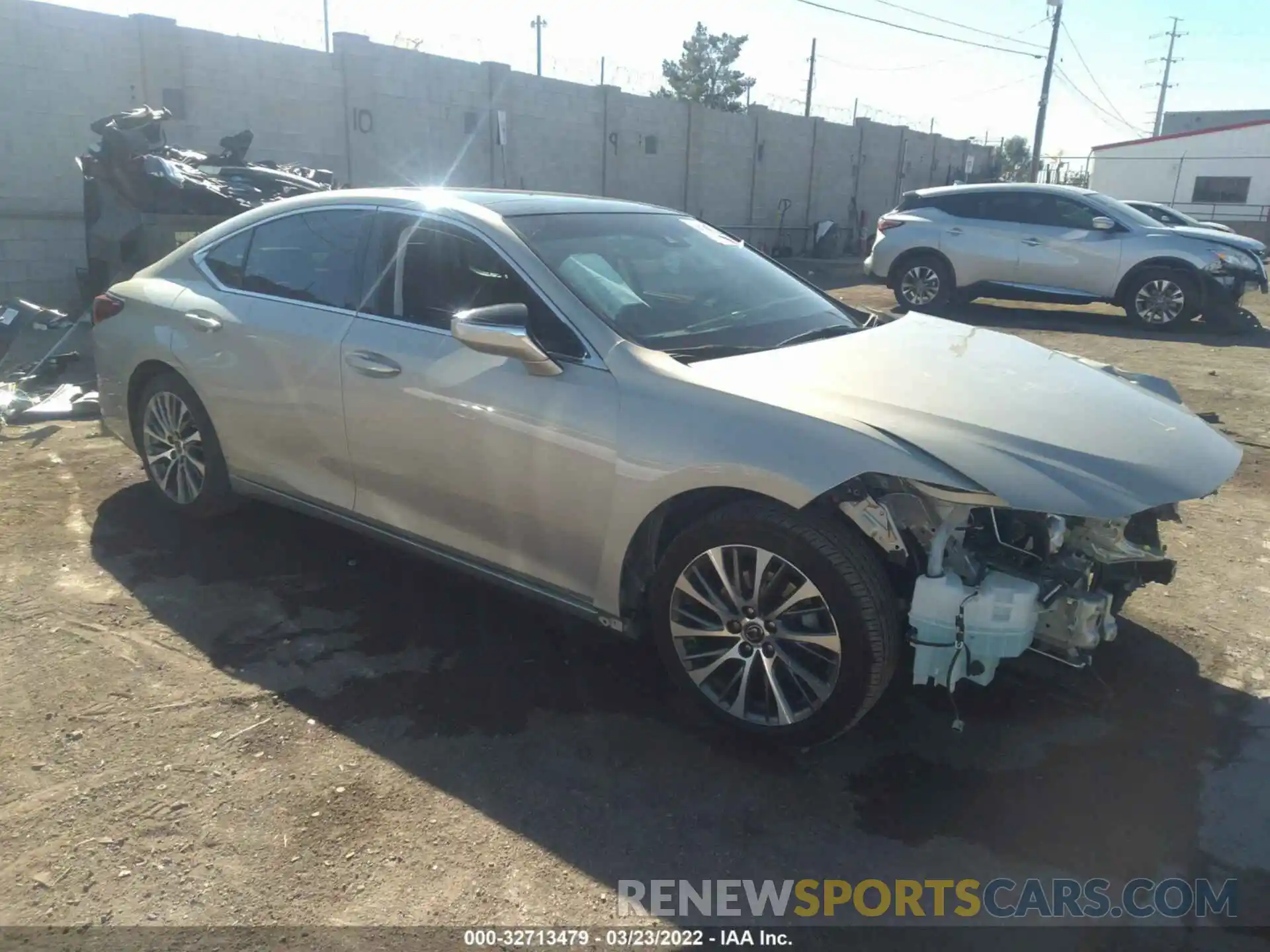 1 Photograph of a damaged car 58ADZ1B1XLU064843 LEXUS ES 2020