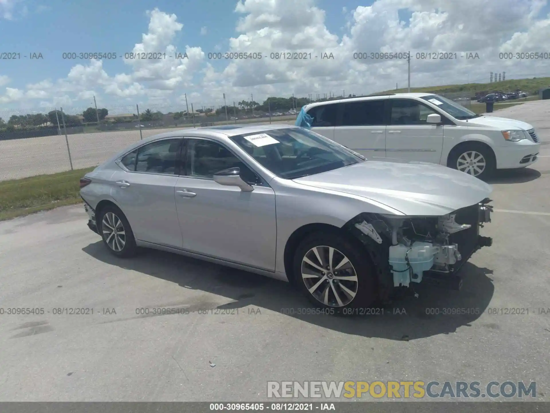 1 Photograph of a damaged car 58ADZ1B1XLU067676 LEXUS ES 2020