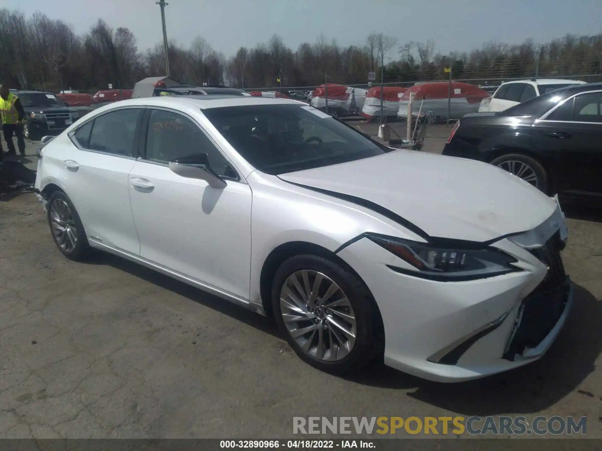 1 Photograph of a damaged car 58AE21B16LU008035 LEXUS ES 2020