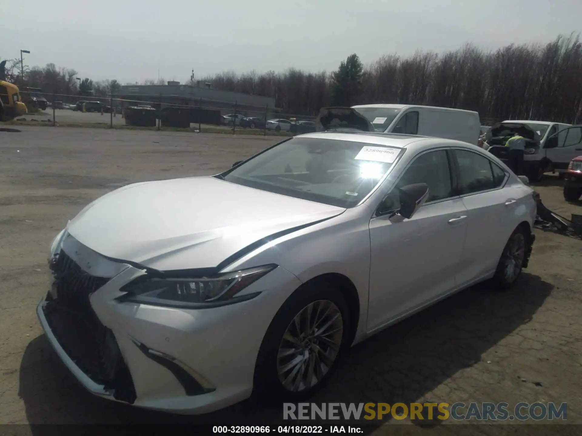 2 Photograph of a damaged car 58AE21B16LU008035 LEXUS ES 2020