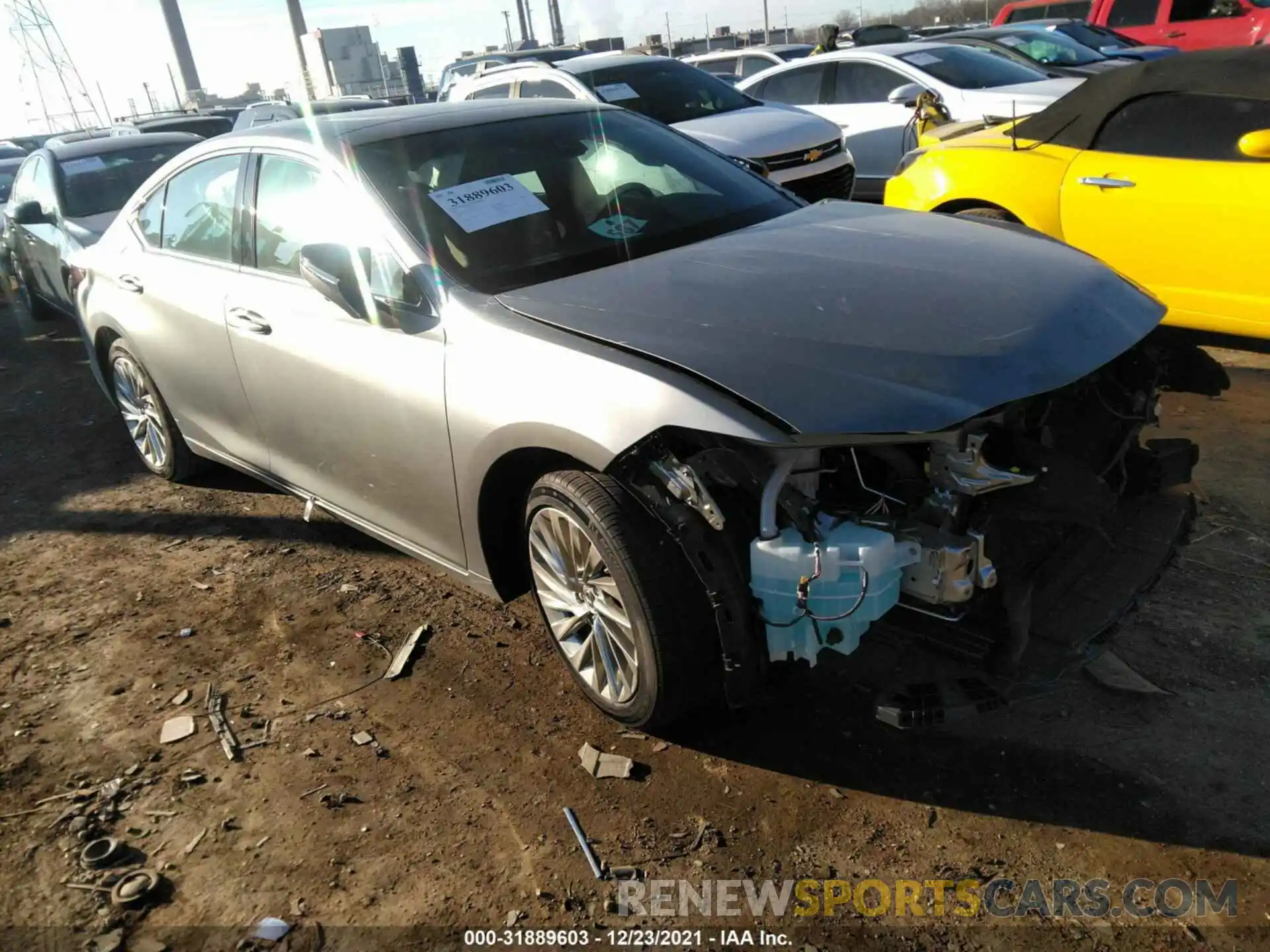 1 Photograph of a damaged car 58AEZ1B11LU075282 LEXUS ES 2020