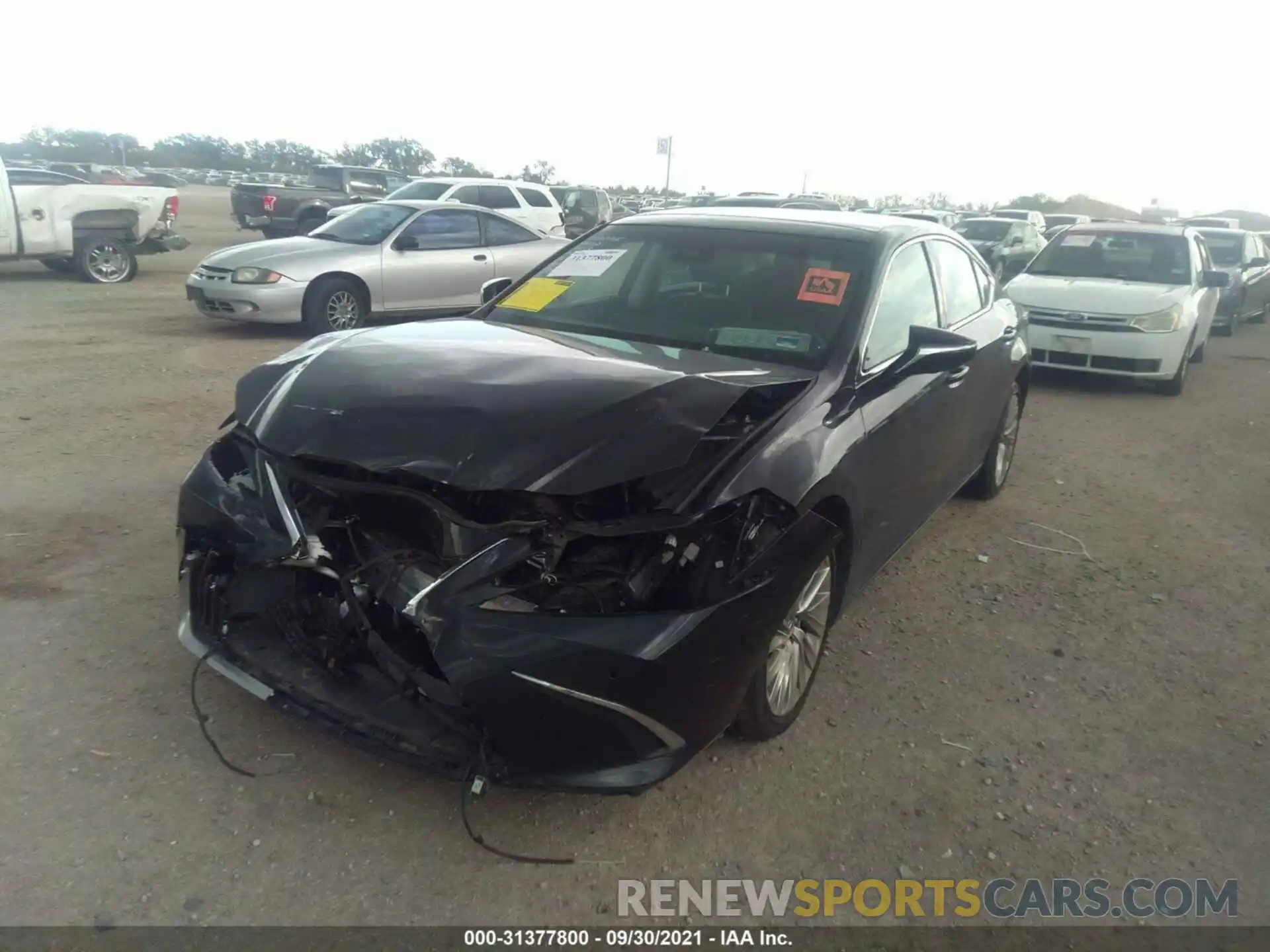 2 Photograph of a damaged car 58AEZ1B1XLU053135 LEXUS ES 2020