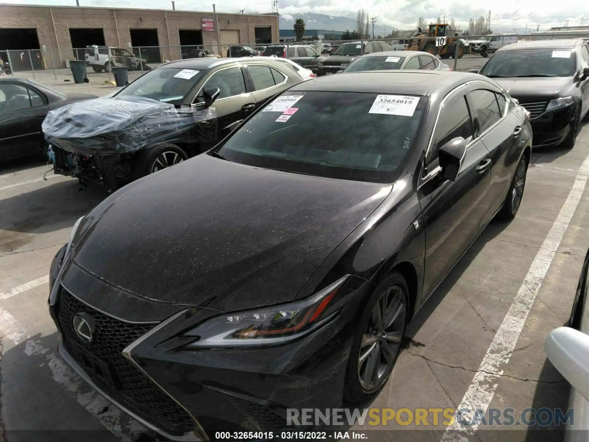 2 Photograph of a damaged car 58AGZ1B10LU057235 LEXUS ES 2020