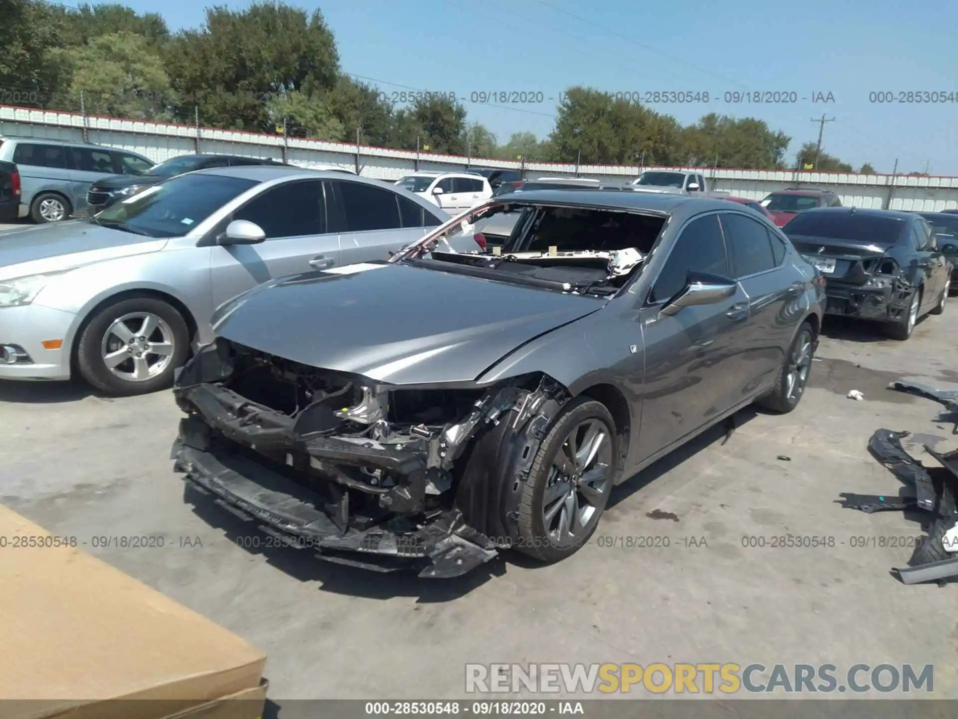 2 Photograph of a damaged car 58AGZ1B10LU059258 LEXUS ES 2020