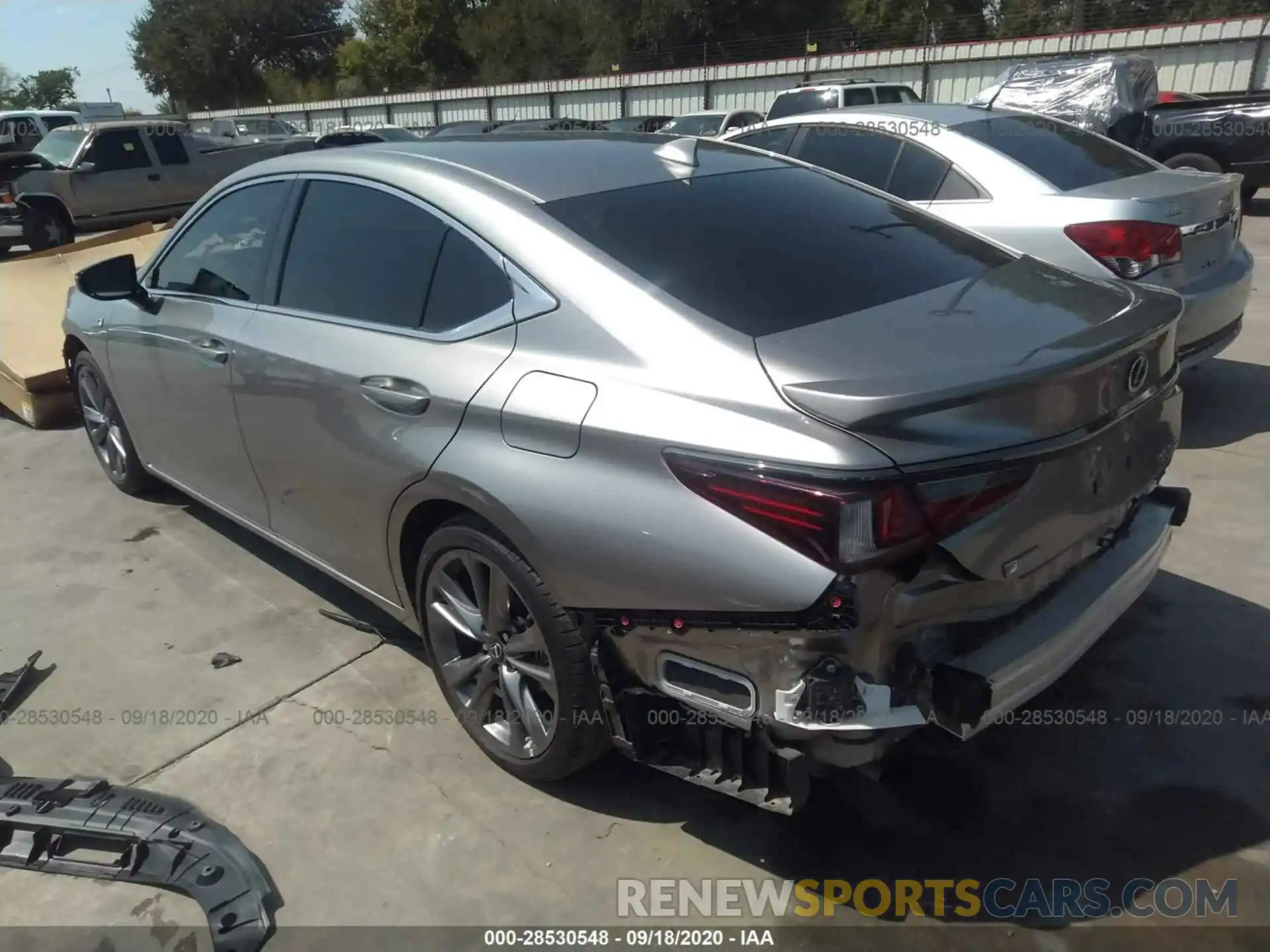 3 Photograph of a damaged car 58AGZ1B10LU059258 LEXUS ES 2020