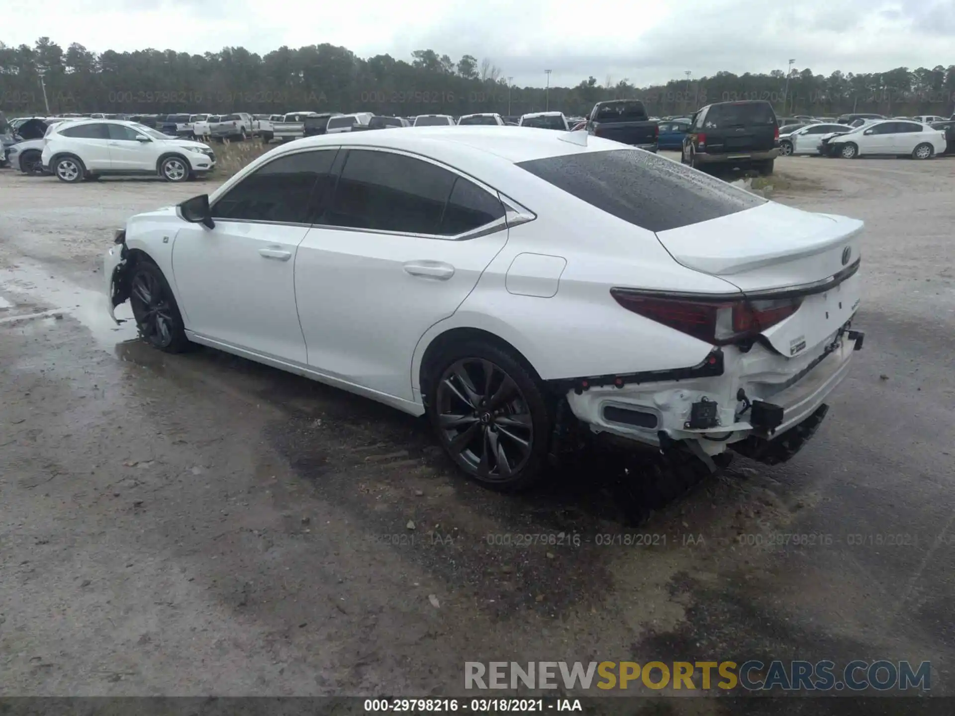 3 Photograph of a damaged car 58AGZ1B10LU064766 LEXUS ES 2020