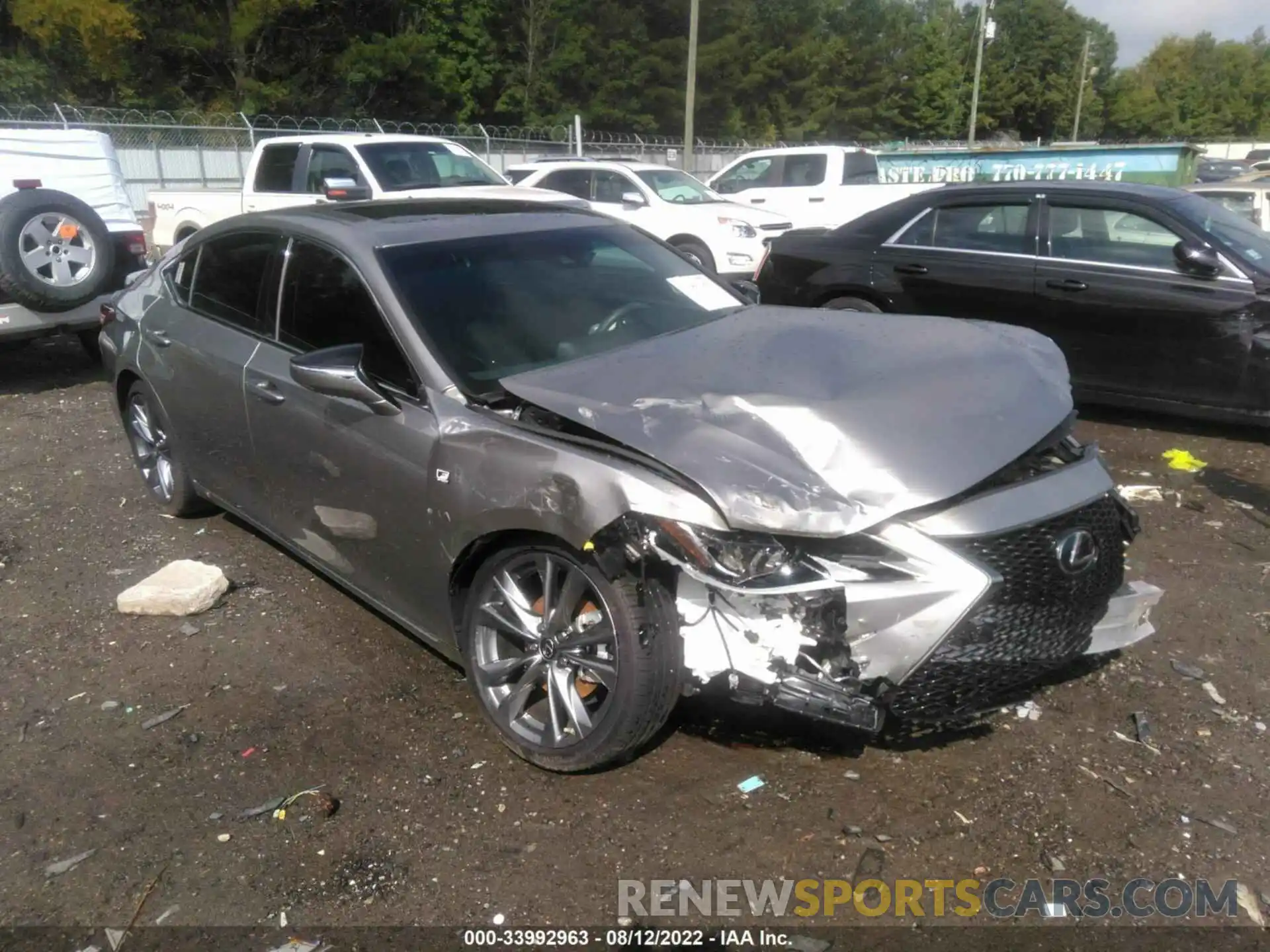 1 Photograph of a damaged car 58AGZ1B12LU062159 LEXUS ES 2020