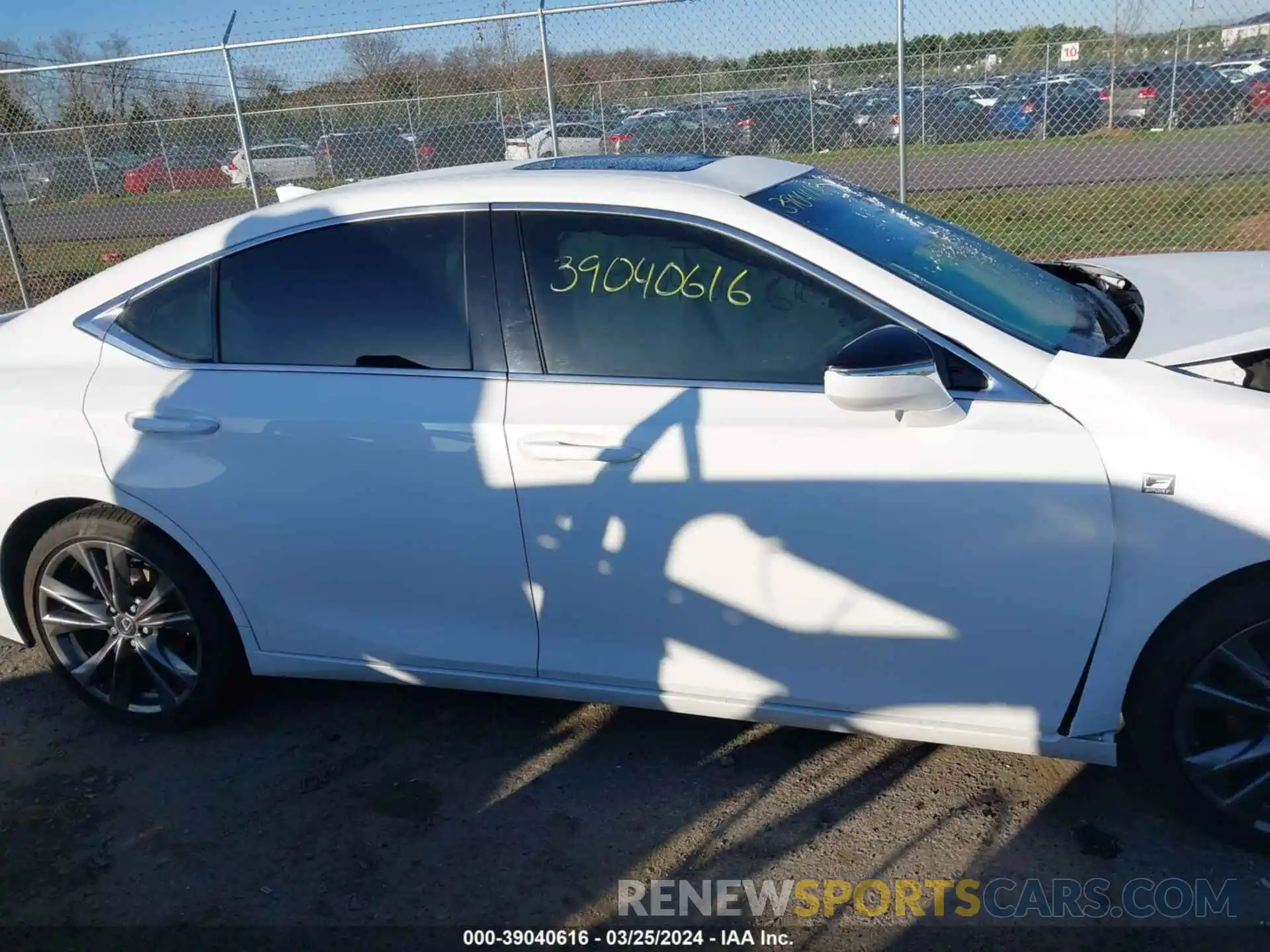 13 Photograph of a damaged car 58AGZ1B13LU055866 LEXUS ES 2020