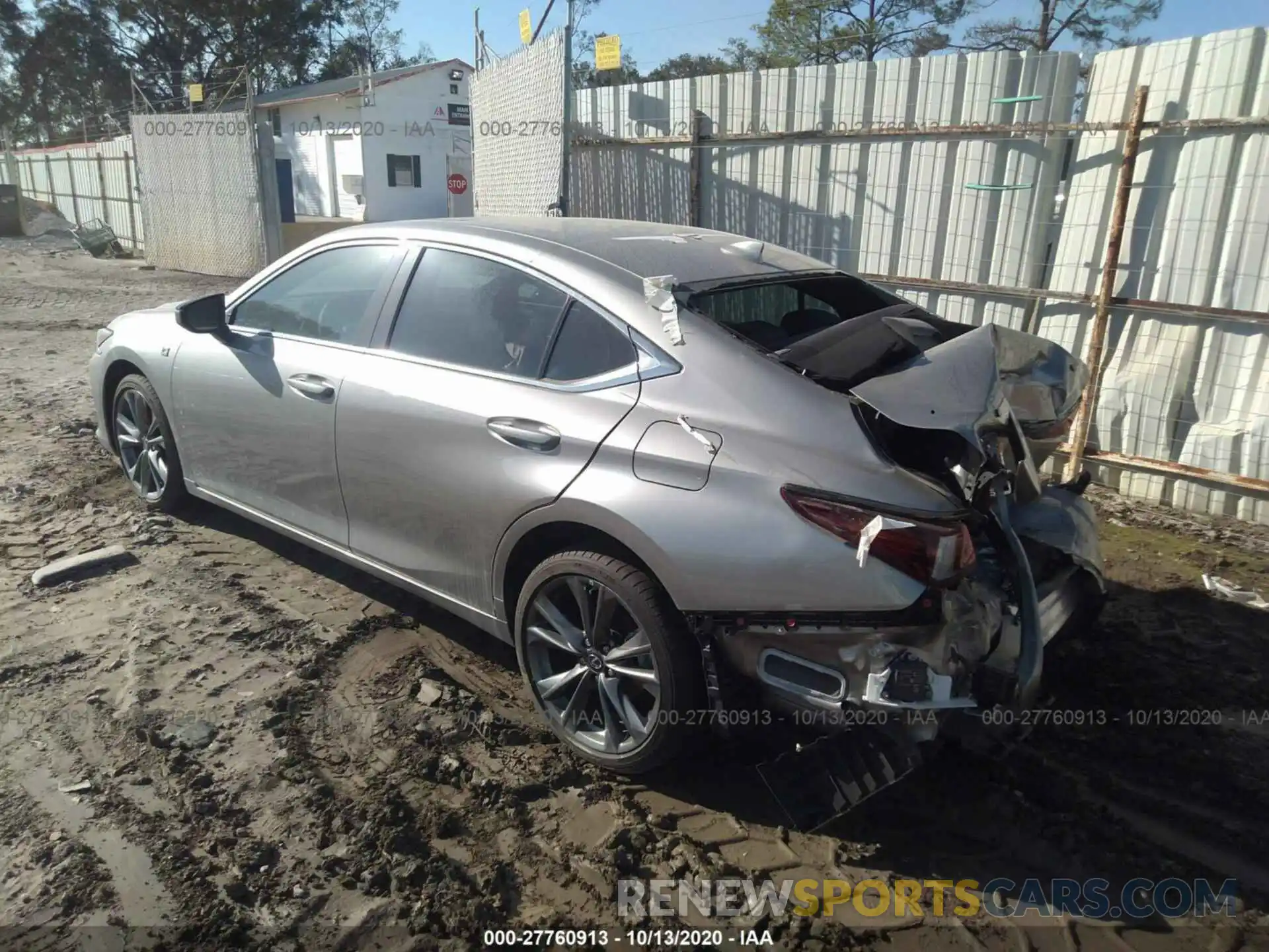 3 Photograph of a damaged car 58AGZ1B14LU067766 LEXUS ES 2020