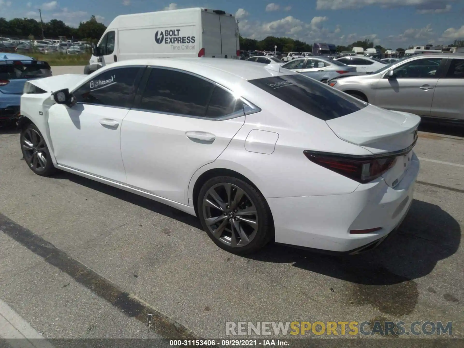 3 Photograph of a damaged car 58AGZ1B14LU081313 LEXUS ES 2020