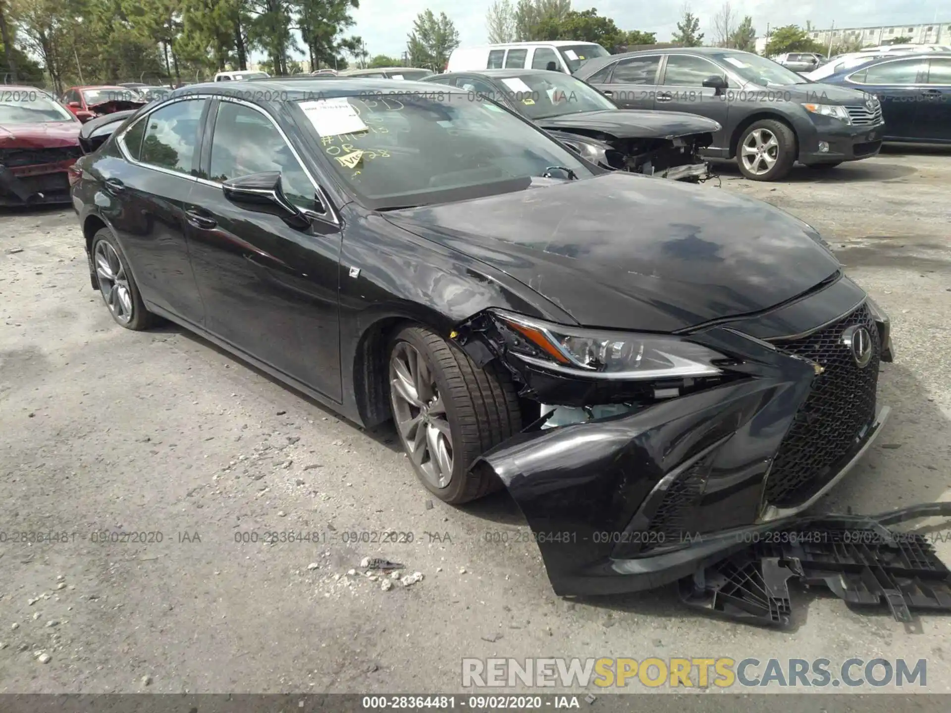 1 Photograph of a damaged car 58AGZ1B15LU065833 LEXUS ES 2020