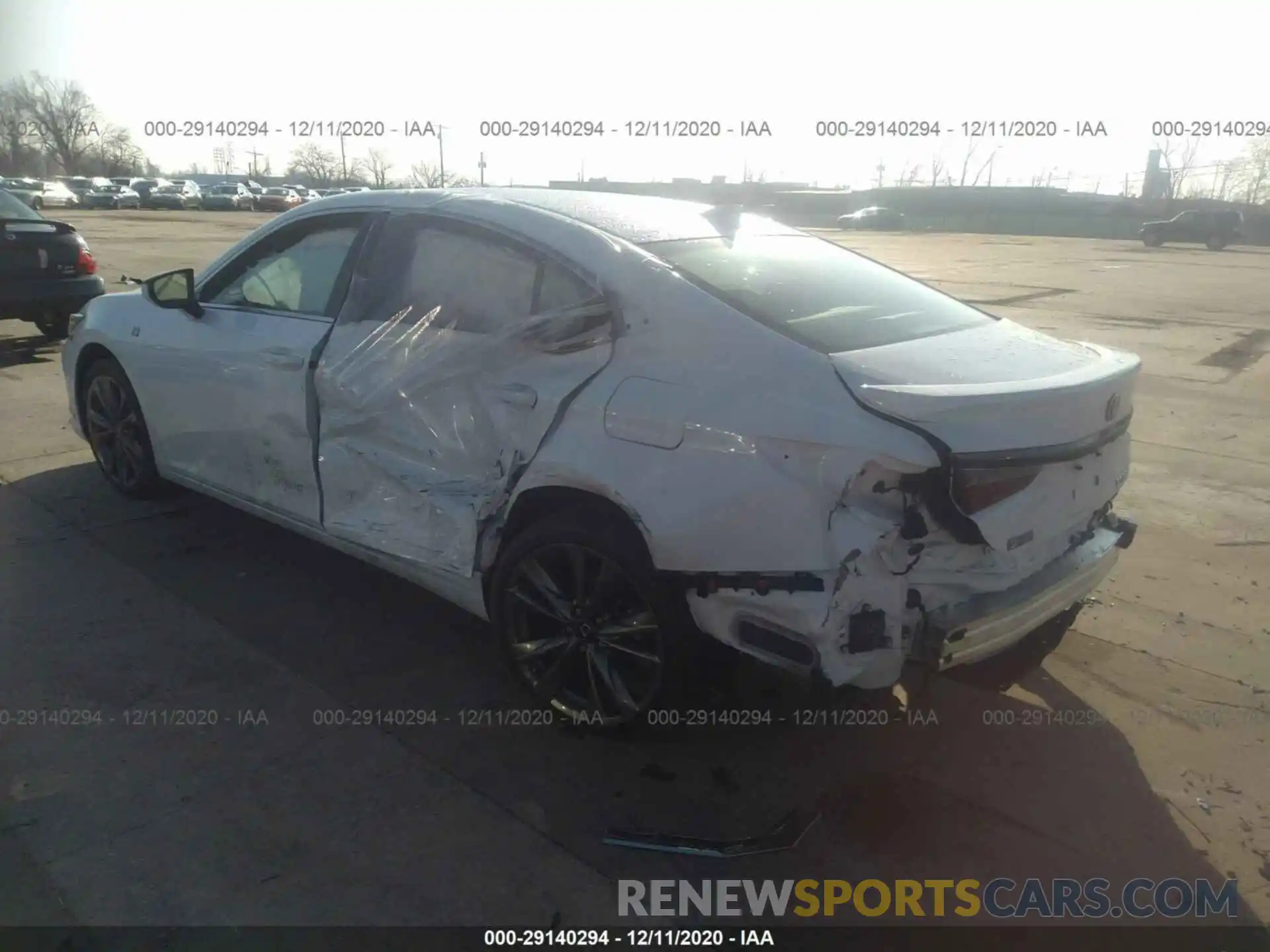 3 Photograph of a damaged car 58AGZ1B16LU070765 LEXUS ES 2020