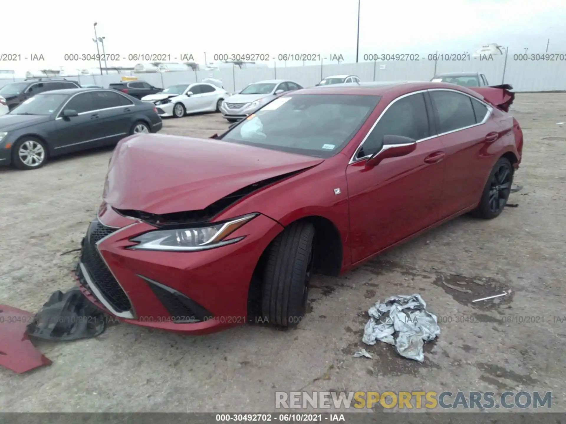 2 Фотография поврежденного автомобиля 58AGZ1B16LU081670 LEXUS ES 2020