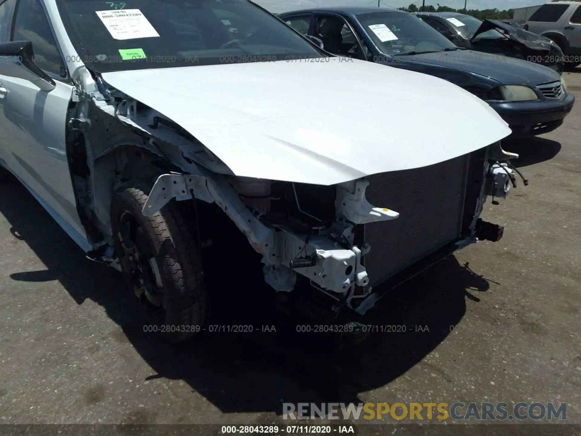 6 Photograph of a damaged car 58AGZ1B17LU051433 LEXUS ES 2020